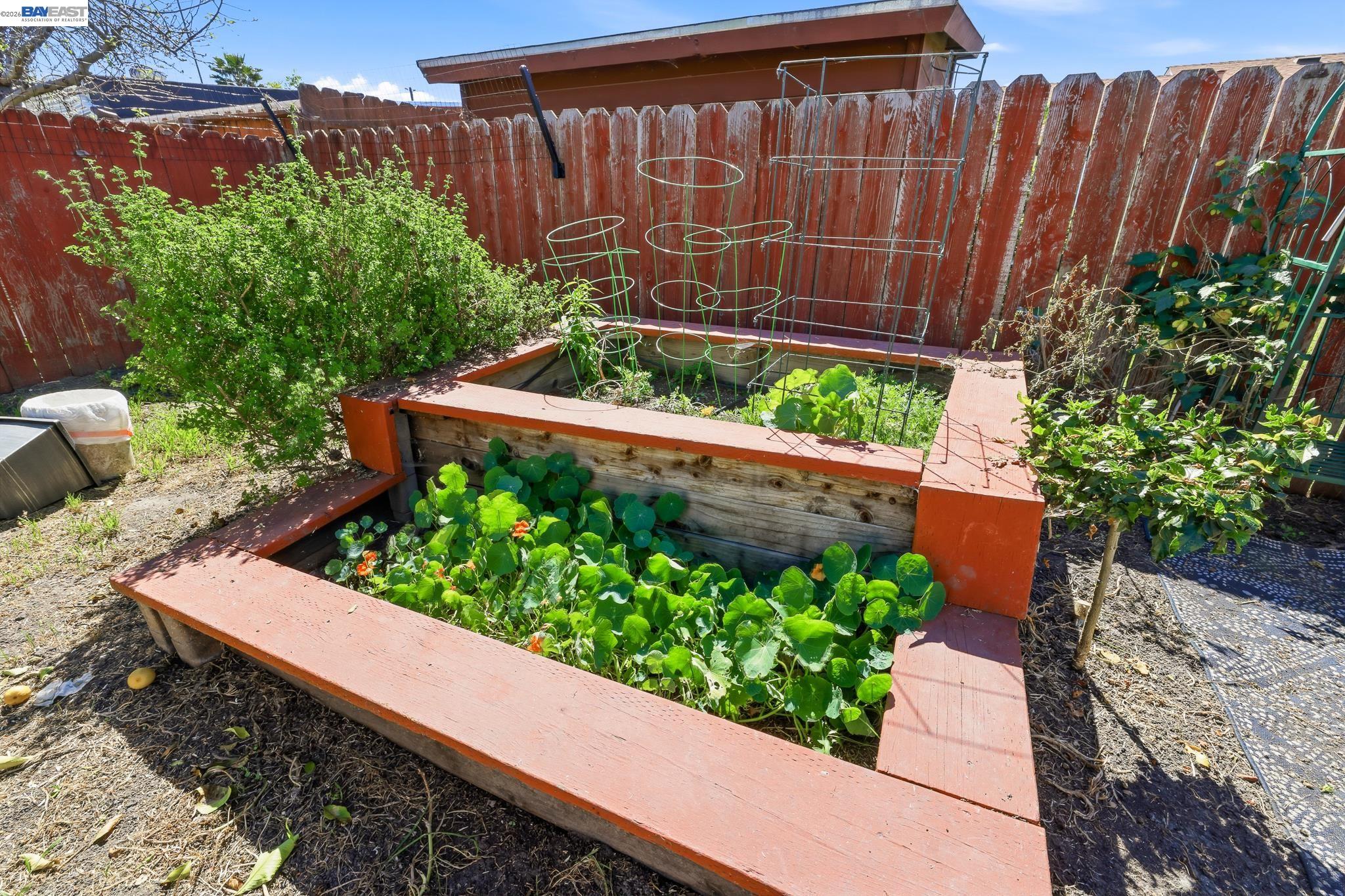 Detail Gallery Image 42 of 44 For 16311 Ria Dr, –,  CA 94578 - 3 Beds | 2 Baths