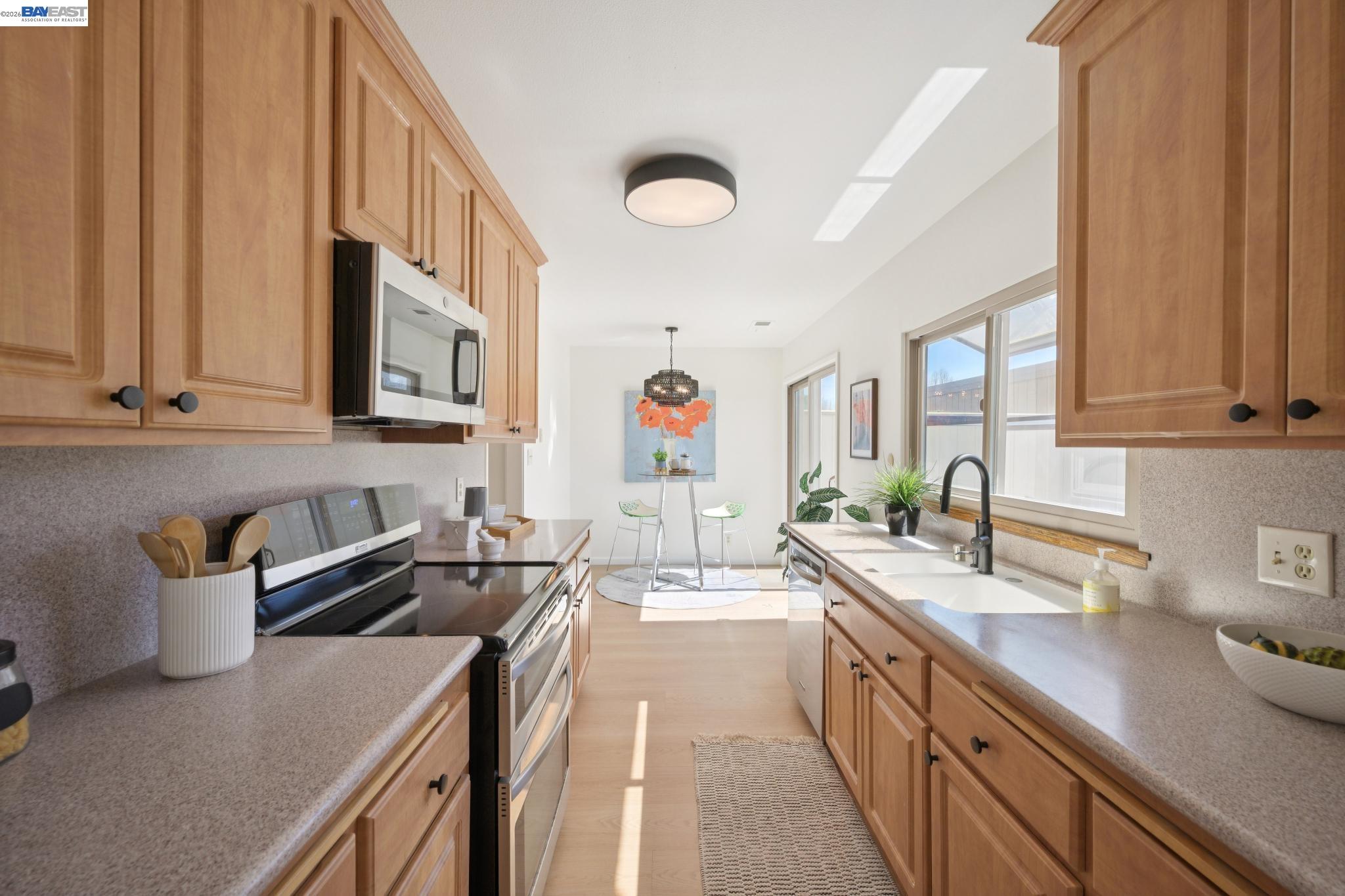 Photo #12: 41128587 Listing: Photo #12