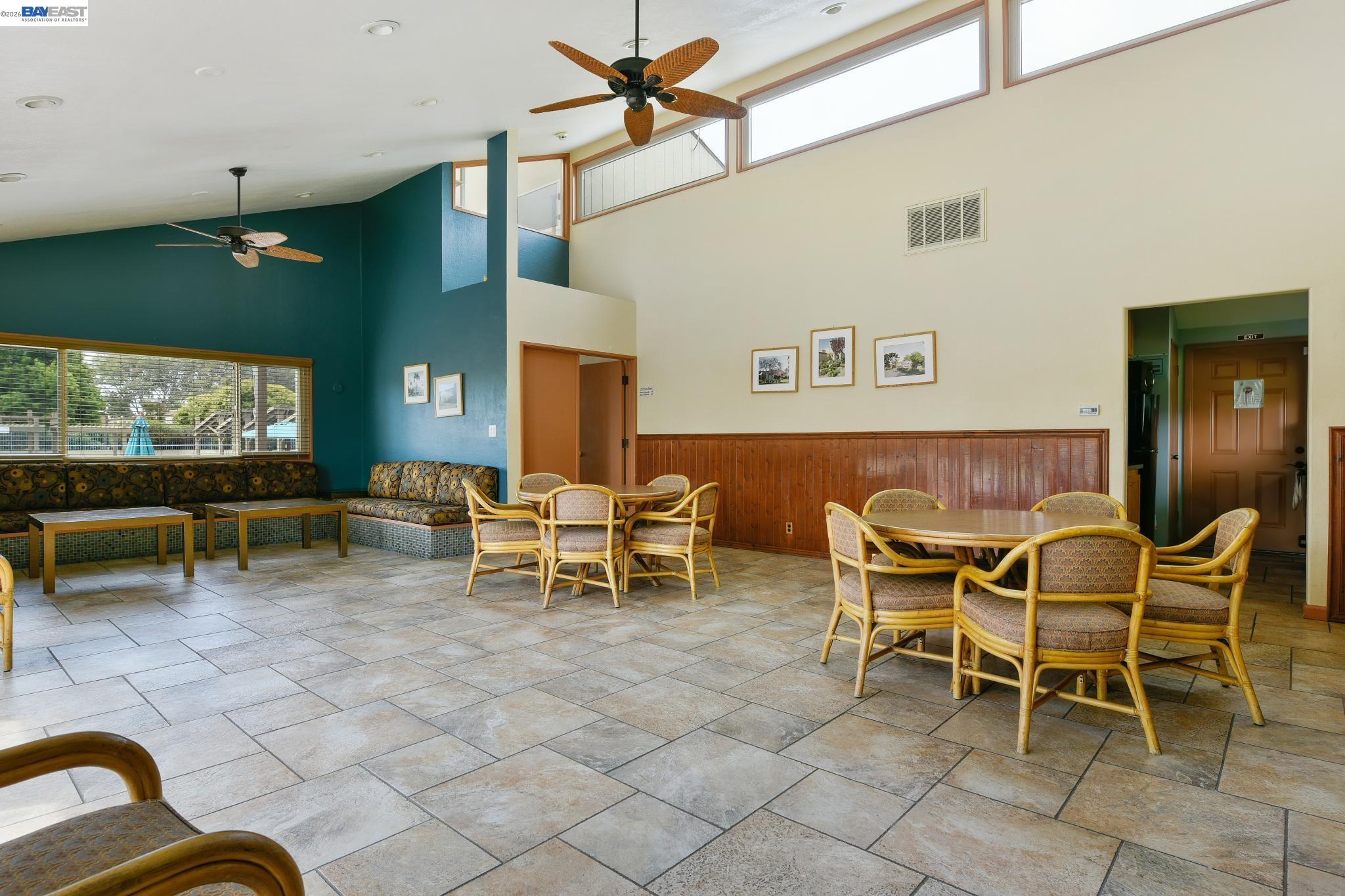 Detail Gallery Image 48 of 58 For 3201 Phoenix Ln, Alameda,  CA 94502 - 2 Beds | 2 Baths