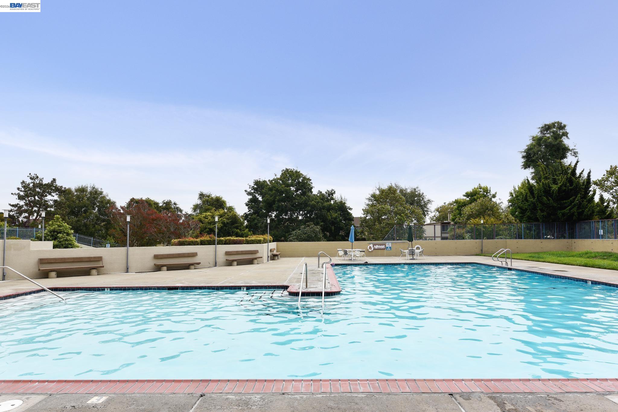 Detail Gallery Image 54 of 58 For 3201 Phoenix Ln, Alameda,  CA 94502 - 2 Beds | 2 Baths