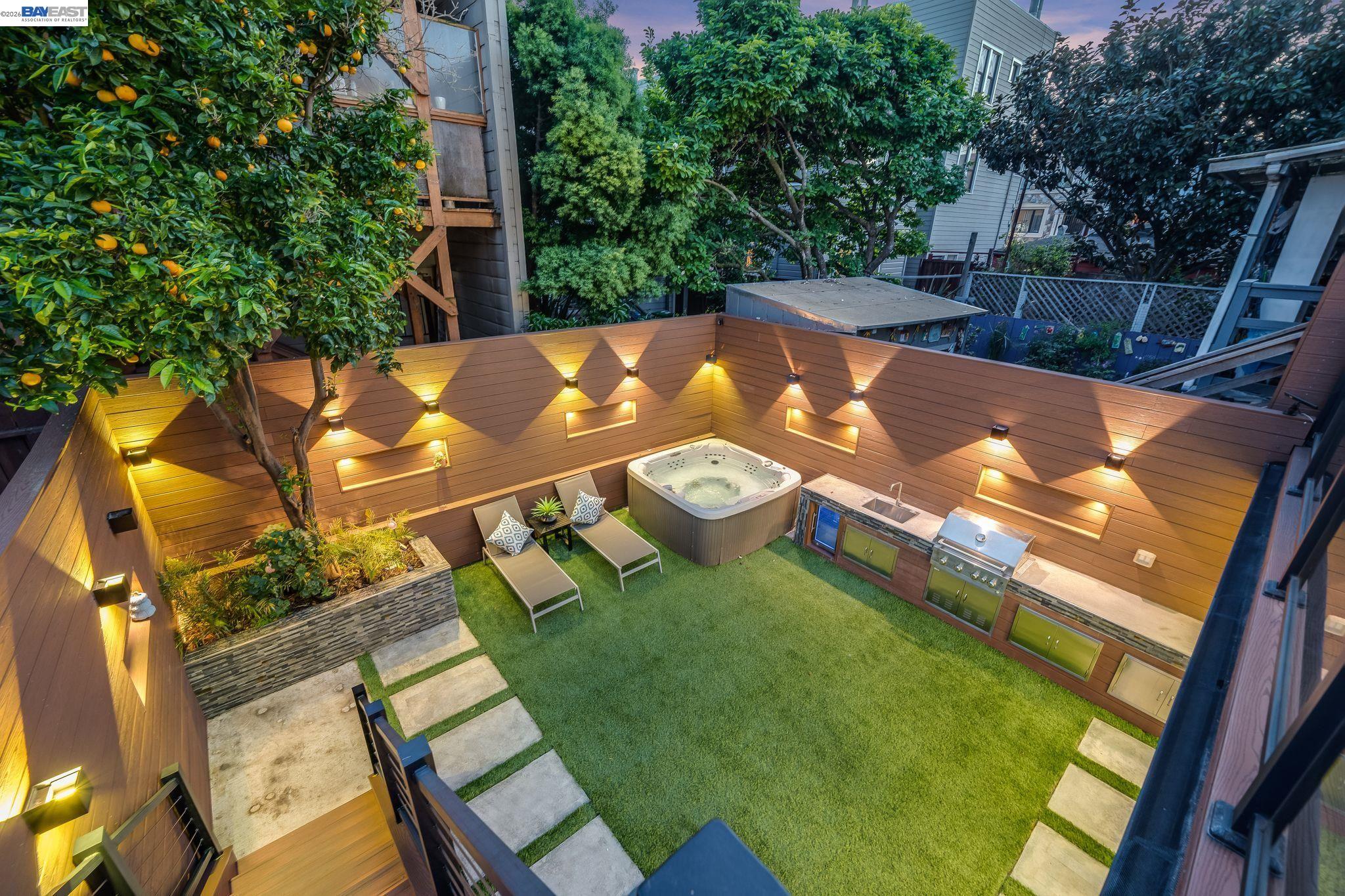 Detail Gallery Image 54 of 59 For 2975 Cesar Chavez St, San Francisco,  CA 94110 - 5 Beds | 4 Baths