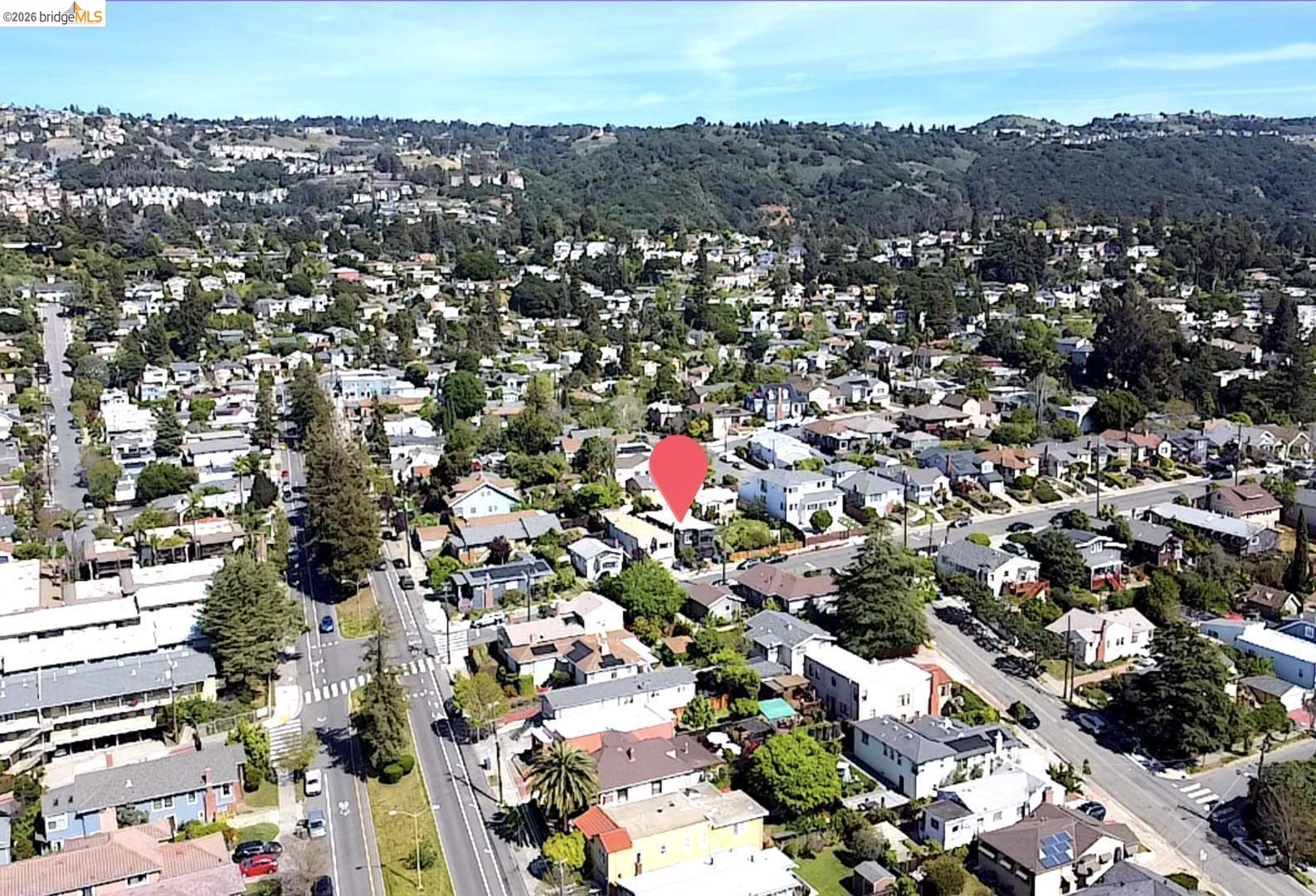 Detail Gallery Image 5 of 16 For 4324 Pampas Ave, Oakland,  CA 94619 - 3 Beds | 2 Baths