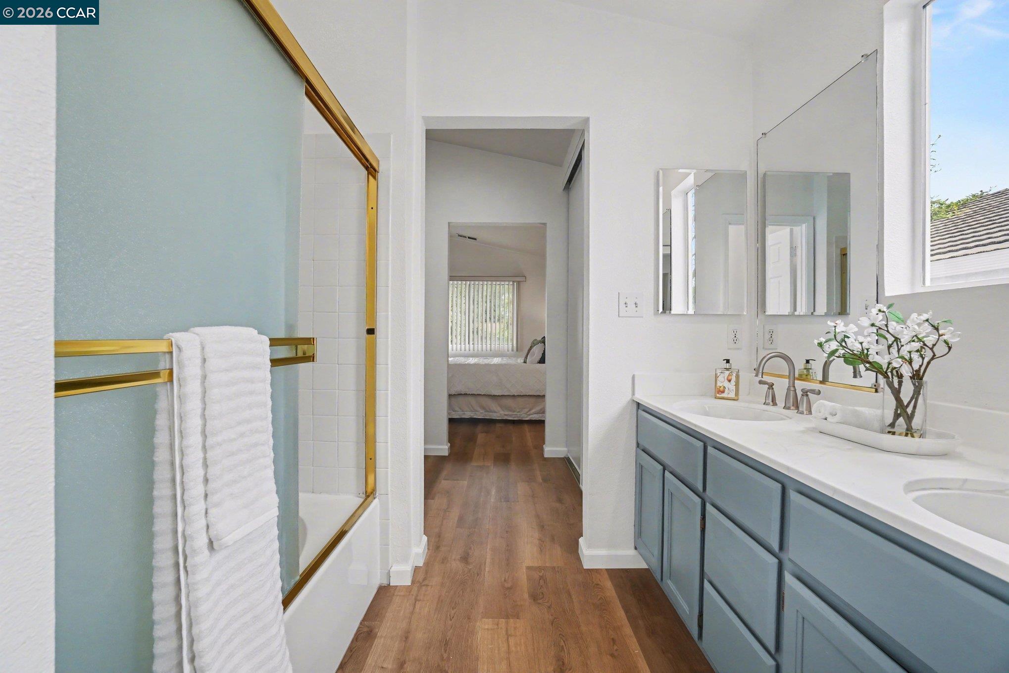 Detail Gallery Image 11 of 19 For 933 Country Run Dr, Martinez,  CA 94553 - 4 Beds | 2/1 Baths