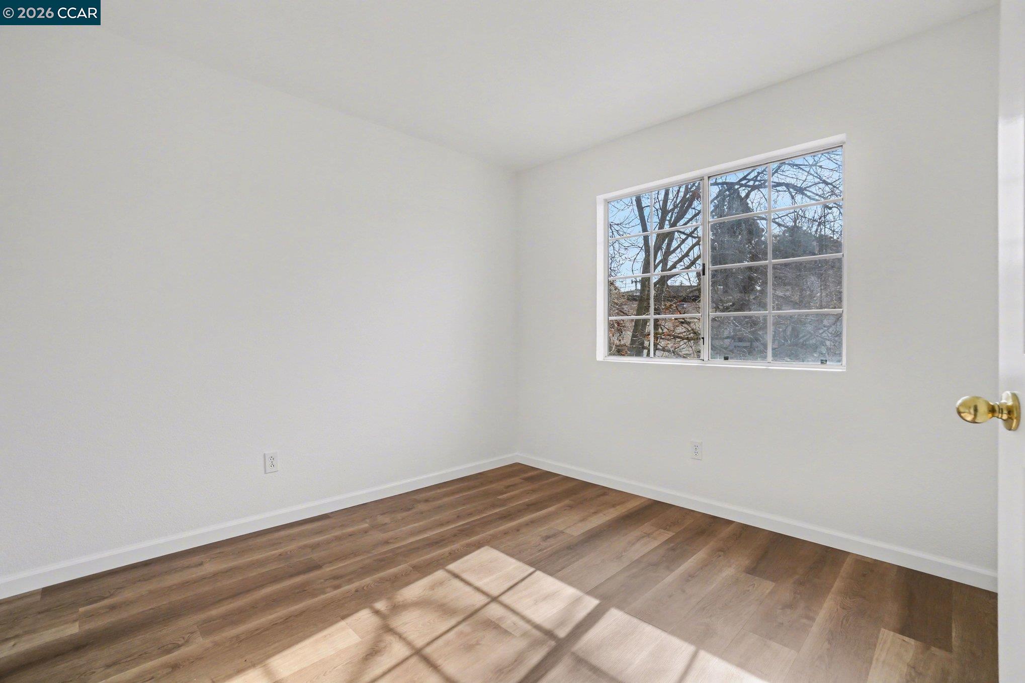 Detail Gallery Image 16 of 19 For 933 Country Run Dr, Martinez,  CA 94553 - 4 Beds | 2/1 Baths