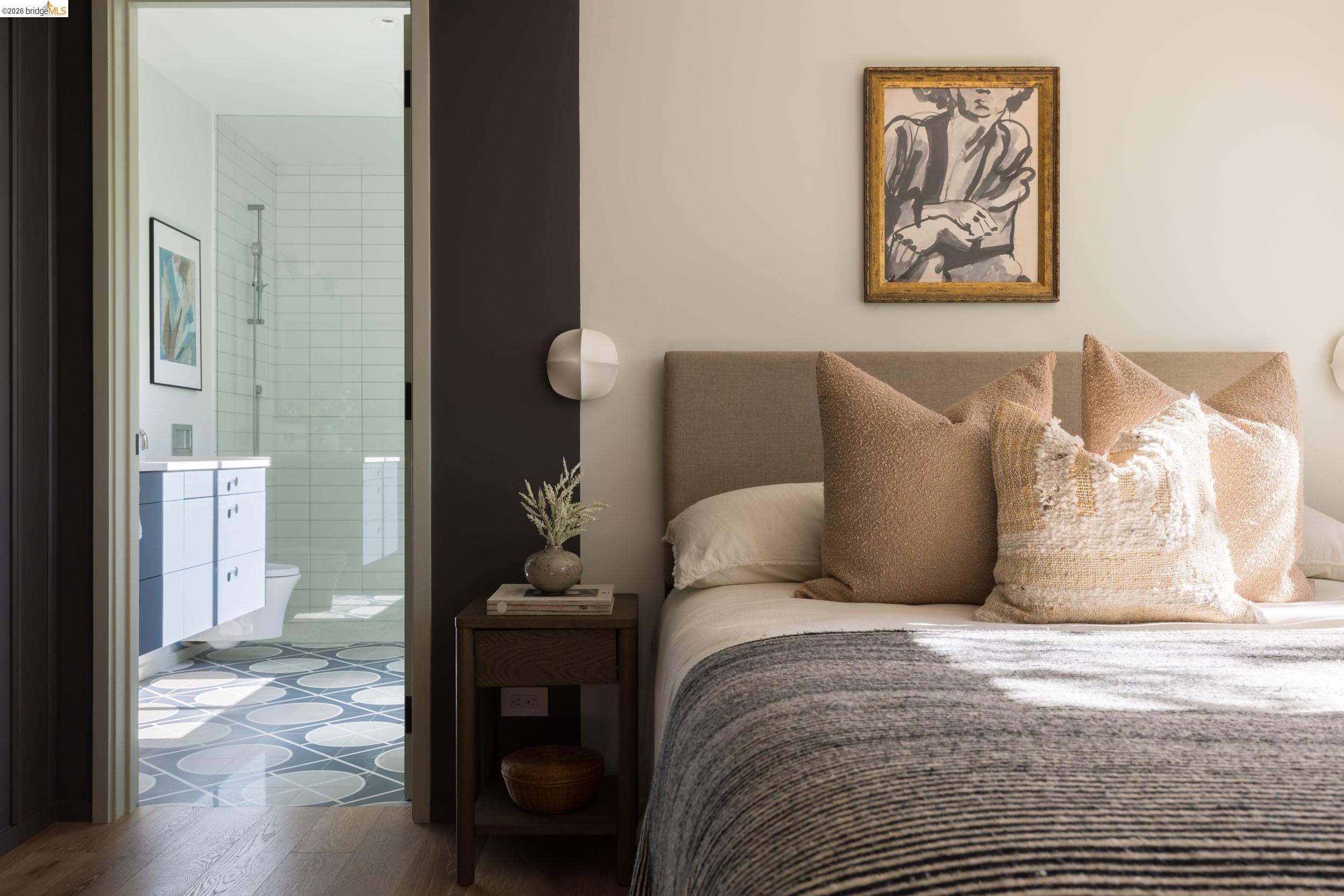 Detail Gallery Image 20 of 37 For 943 Glendome Circle, Oakland,  CA 94602 - 3 Beds | 3 Baths