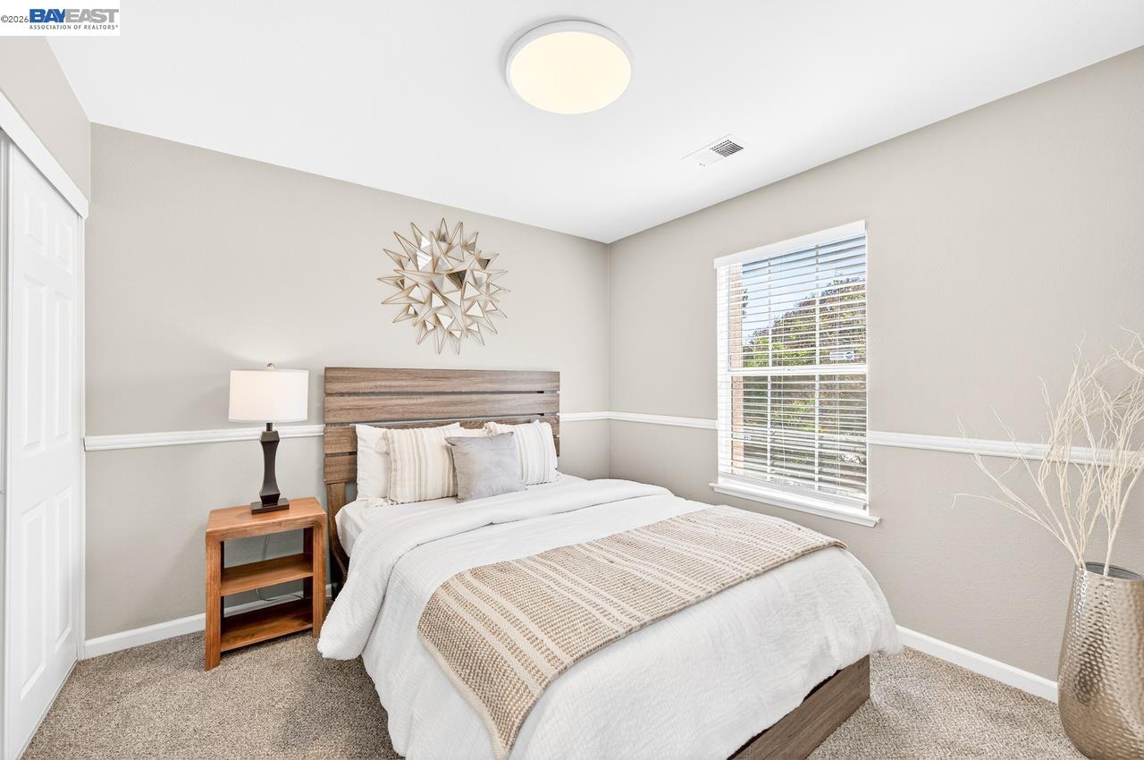Detail Gallery Image 15 of 33 For 1557 Hermocilla Way, San Jose,  CA 95116 - 3 Beds | 2/1 Baths