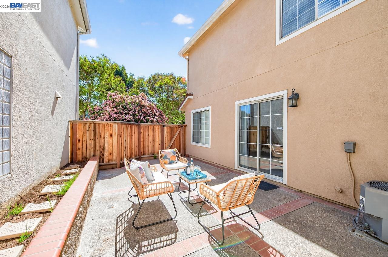 Detail Gallery Image 25 of 33 For 1557 Hermocilla Way, San Jose,  CA 95116 - 3 Beds | 2/1 Baths