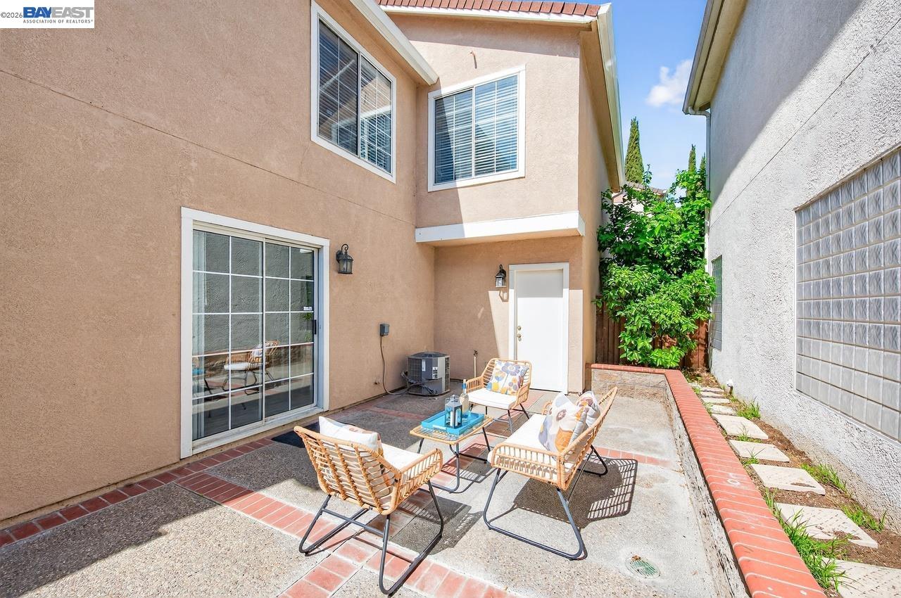 Detail Gallery Image 26 of 33 For 1557 Hermocilla Way, San Jose,  CA 95116 - 3 Beds | 2/1 Baths