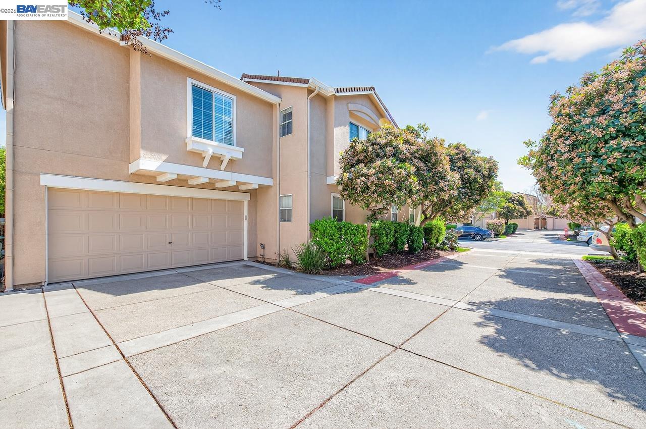 Detail Gallery Image 28 of 33 For 1557 Hermocilla Way, San Jose,  CA 95116 - 3 Beds | 2/1 Baths