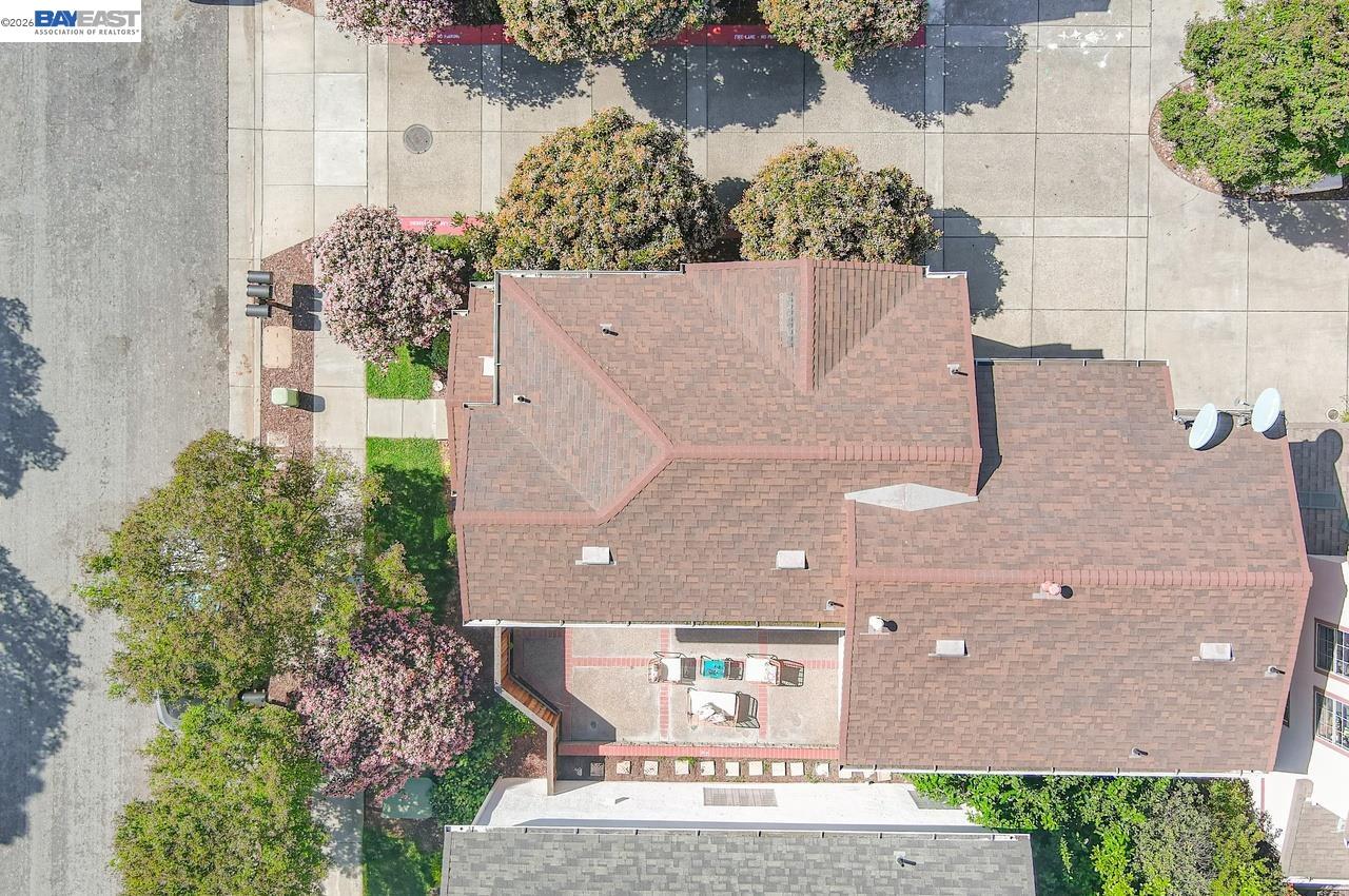 Detail Gallery Image 29 of 33 For 1557 Hermocilla Way, San Jose,  CA 95116 - 3 Beds | 2/1 Baths