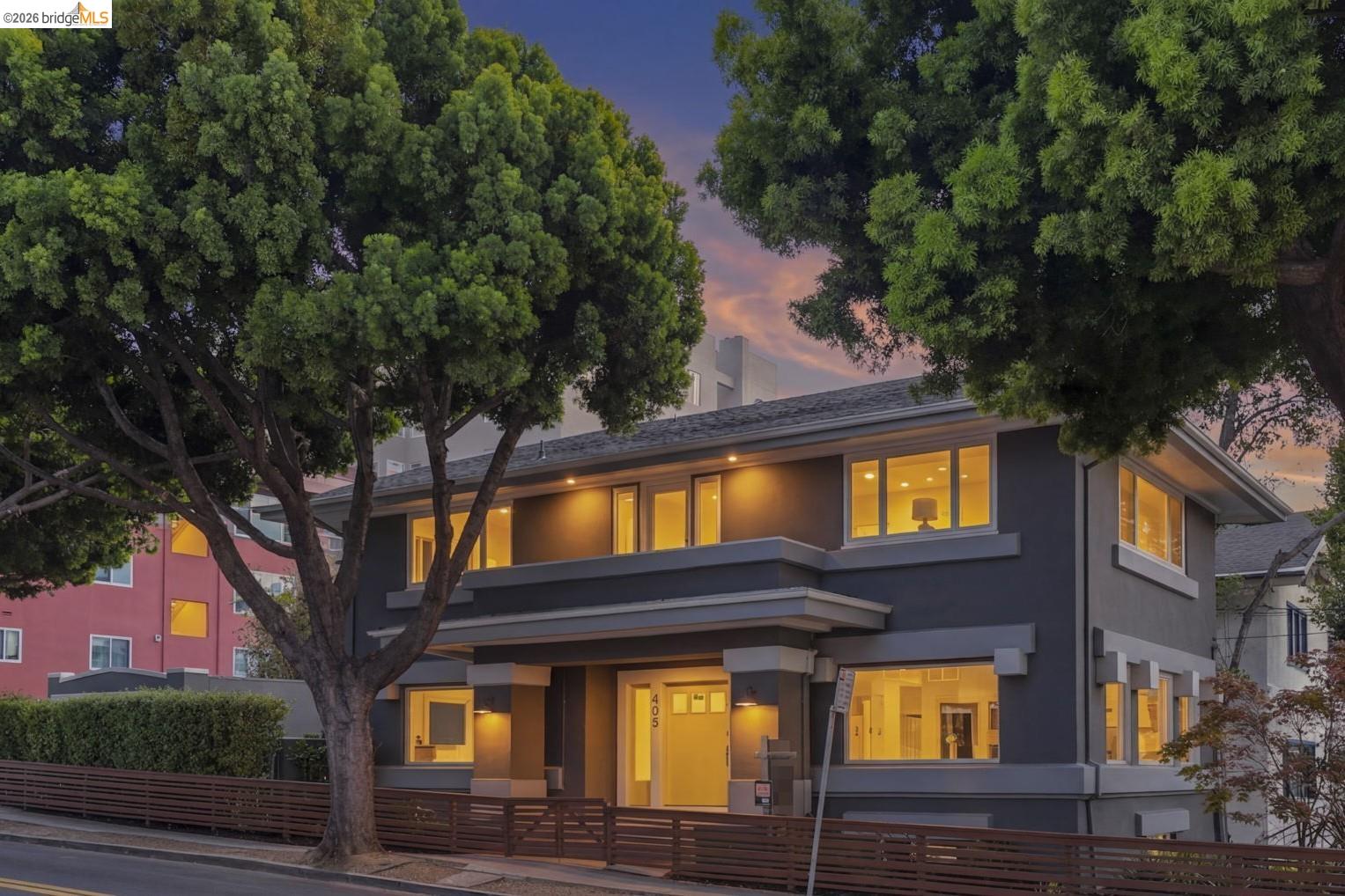 Detail Gallery Image 2 of 47 For 405 Van Buren Ave., Oakland,  CA 94610 - 3 Beds | 2/1 Baths