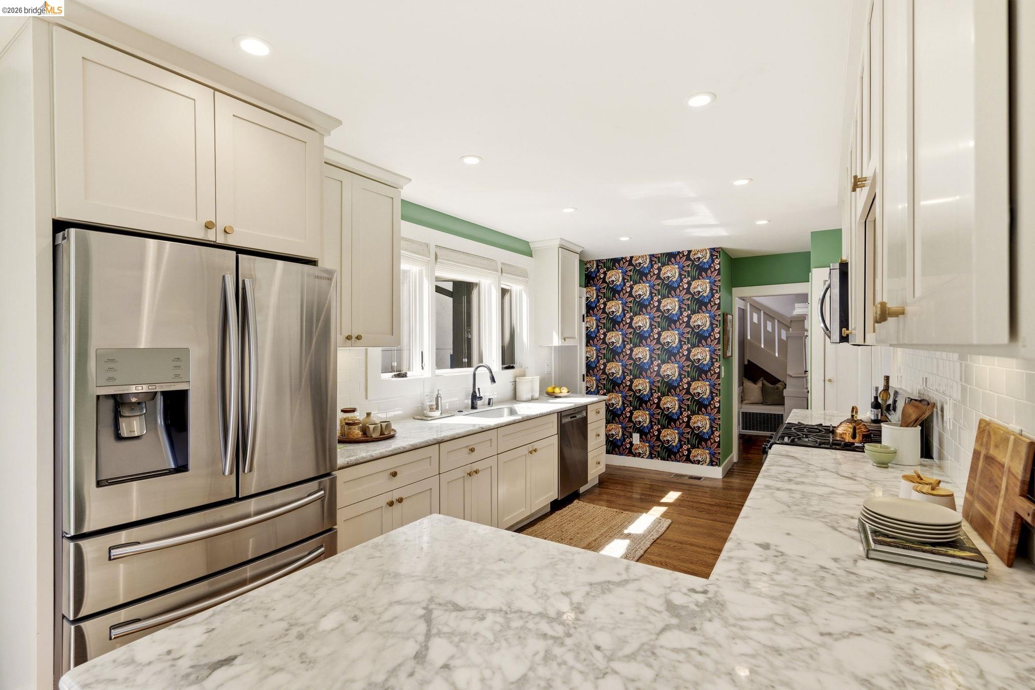 Detail Gallery Image 18 of 47 For 405 Van Buren Ave., Oakland,  CA 94610 - 3 Beds | 2/1 Baths