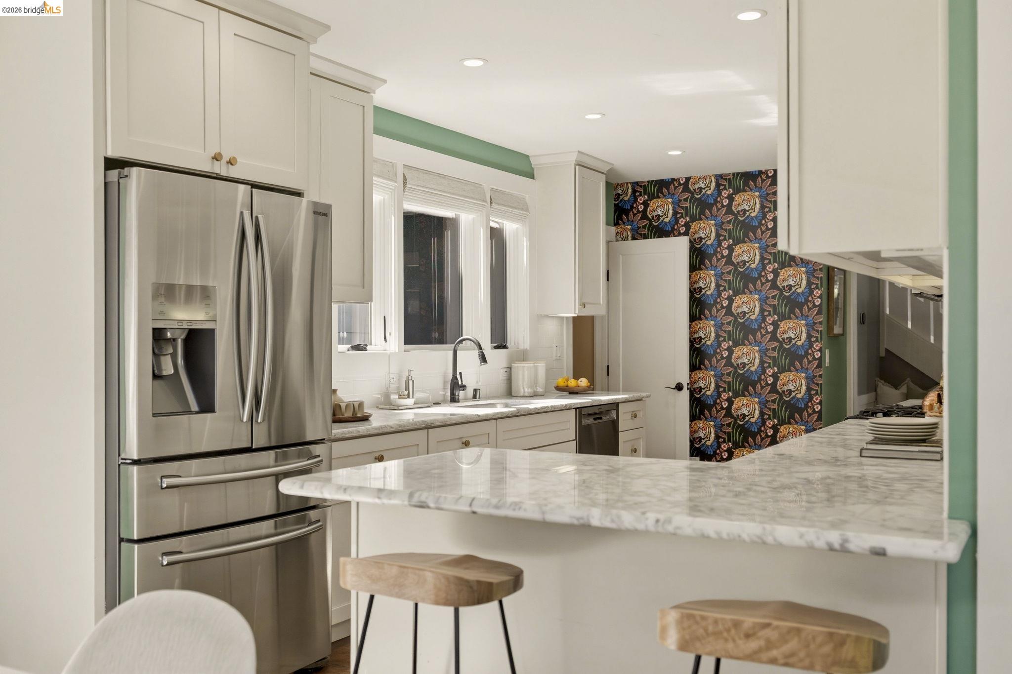 Detail Gallery Image 22 of 47 For 405 Van Buren Ave., Oakland,  CA 94610 - 3 Beds | 2/1 Baths