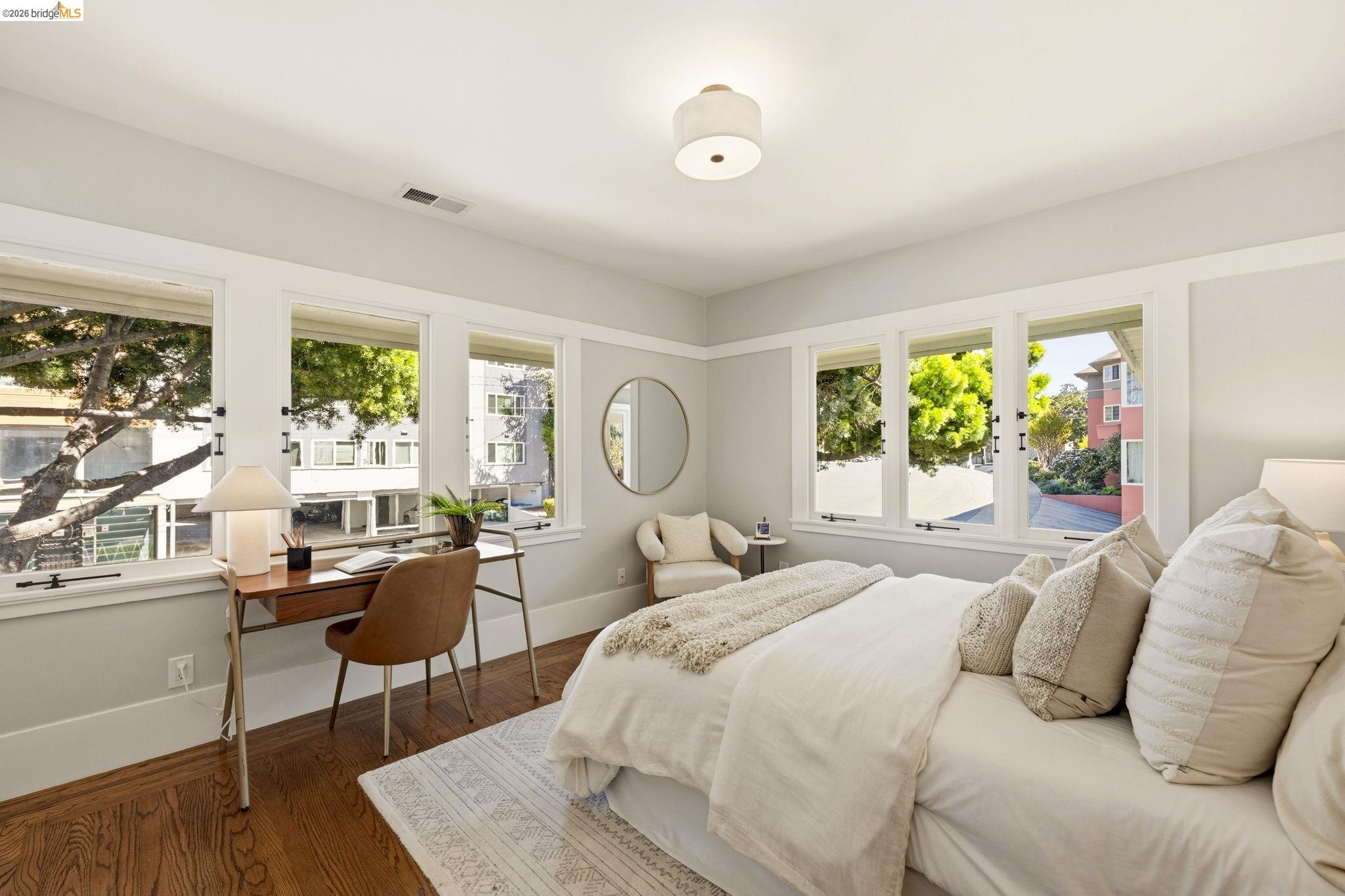 Detail Gallery Image 36 of 47 For 405 Van Buren Ave., Oakland,  CA 94610 - 3 Beds | 2/1 Baths