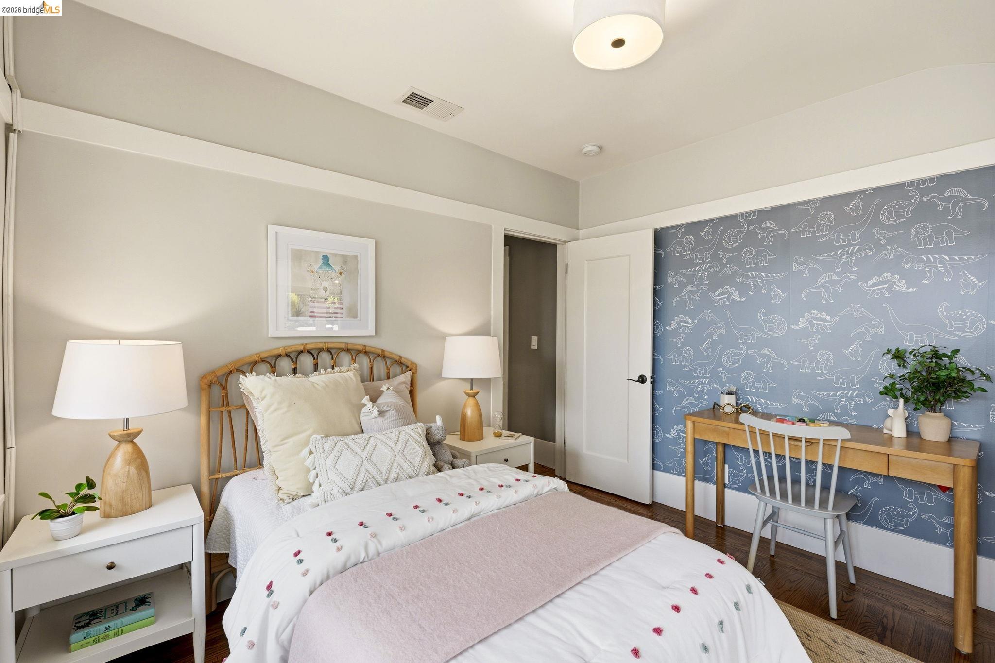 Detail Gallery Image 39 of 47 For 405 Van Buren Ave., Oakland,  CA 94610 - 3 Beds | 2/1 Baths