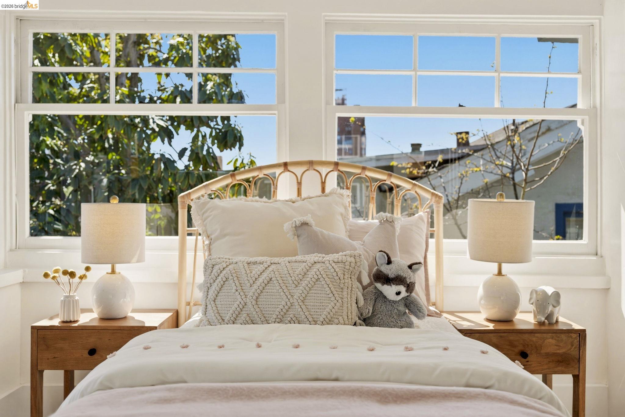 Detail Gallery Image 41 of 47 For 405 Van Buren Ave., Oakland,  CA 94610 - 3 Beds | 2/1 Baths