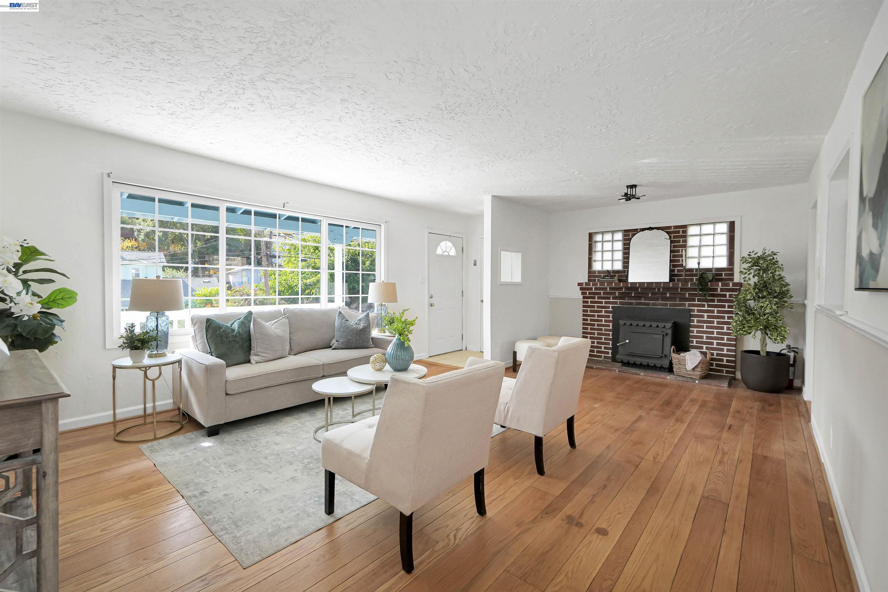 Detail Gallery Image 11 of 41 For 18662 Stanton Ave, Castro Valley,  CA 94546 - 3 Beds | 1 Baths