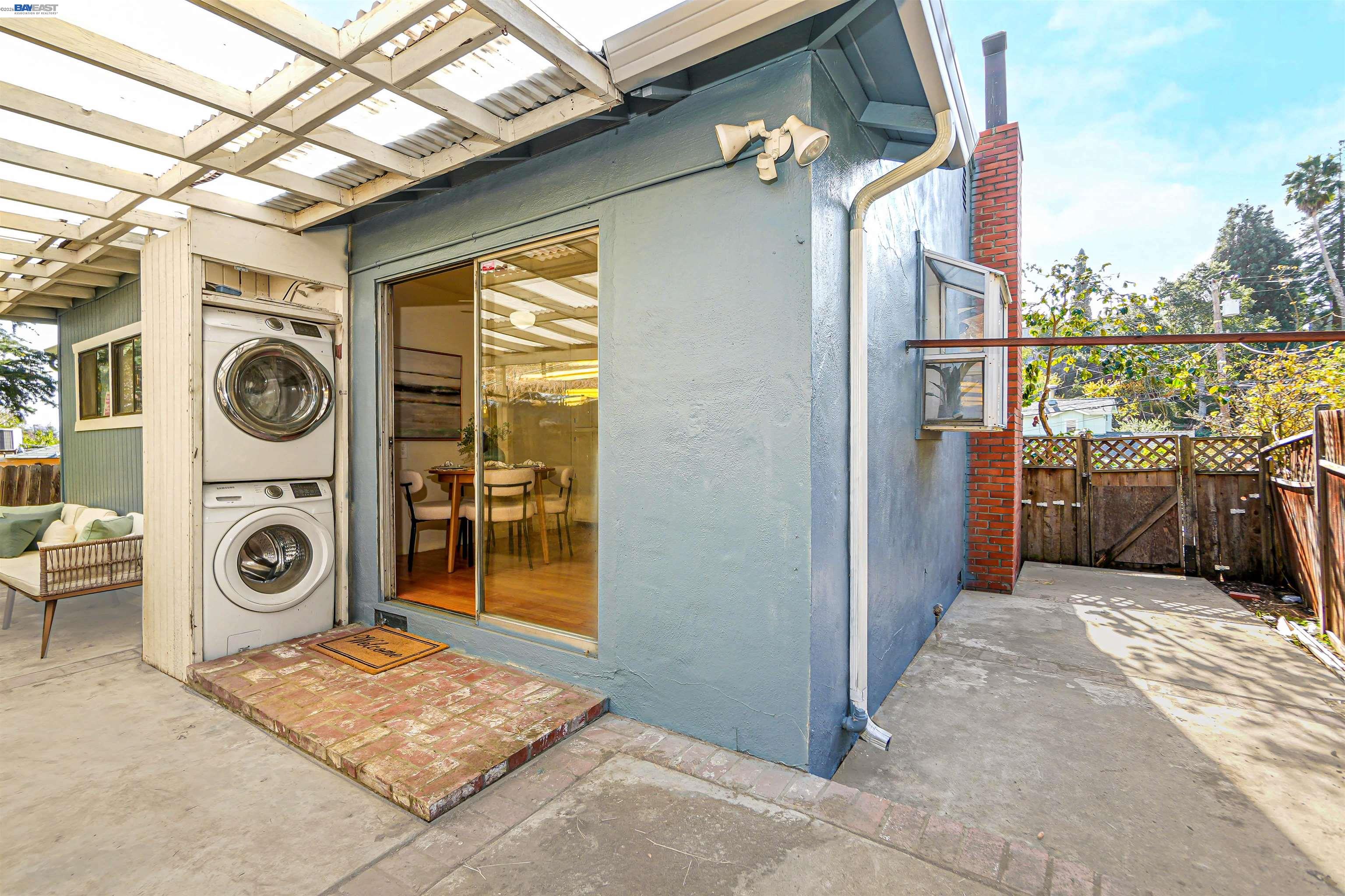 Detail Gallery Image 36 of 41 For 18662 Stanton Ave, Castro Valley,  CA 94546 - 3 Beds | 1 Baths