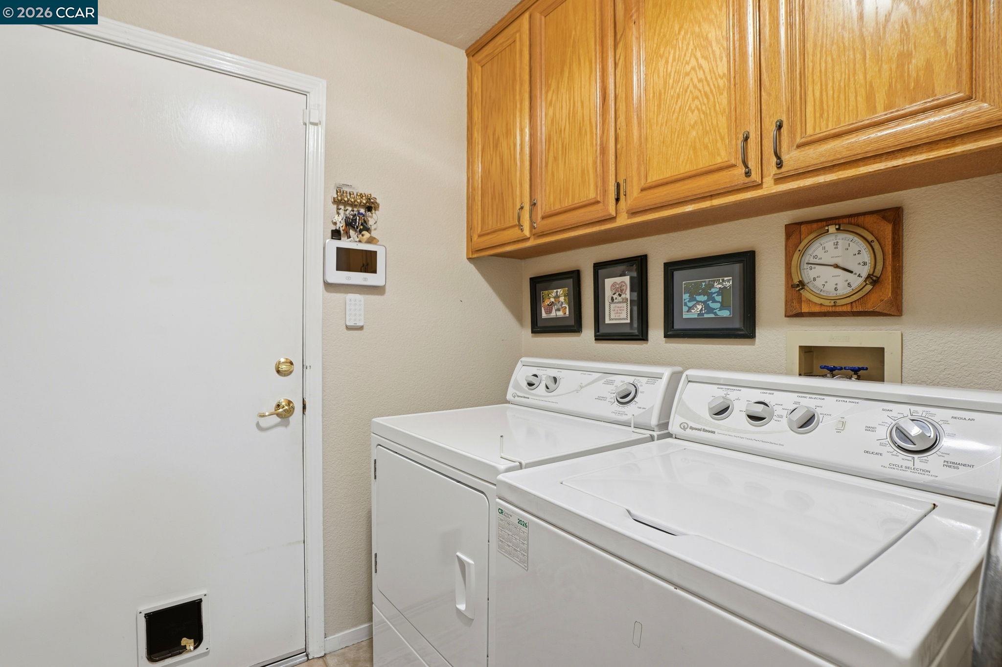 Detail Gallery Image 27 of 32 For 124 Greenmeadow Cir, Pittsburg,  CA 94565 - 3 Beds | 2 Baths