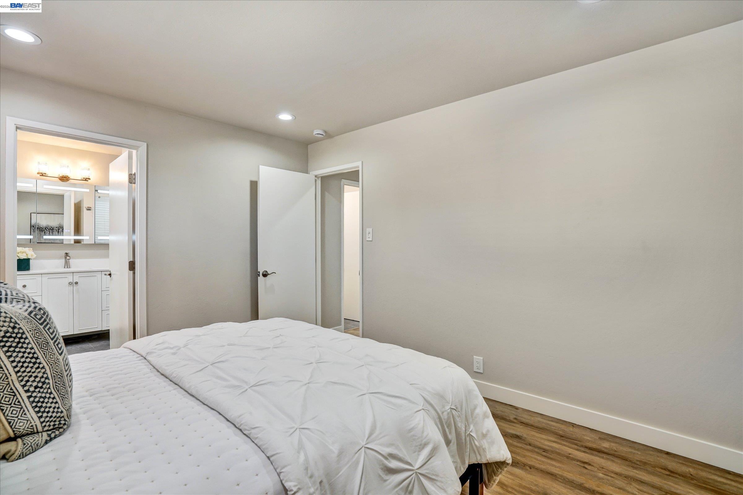 Detail Gallery Image 22 of 39 For 820 Arbor Ct, Livermore,  CA 94550 - 3 Beds | 2 Baths