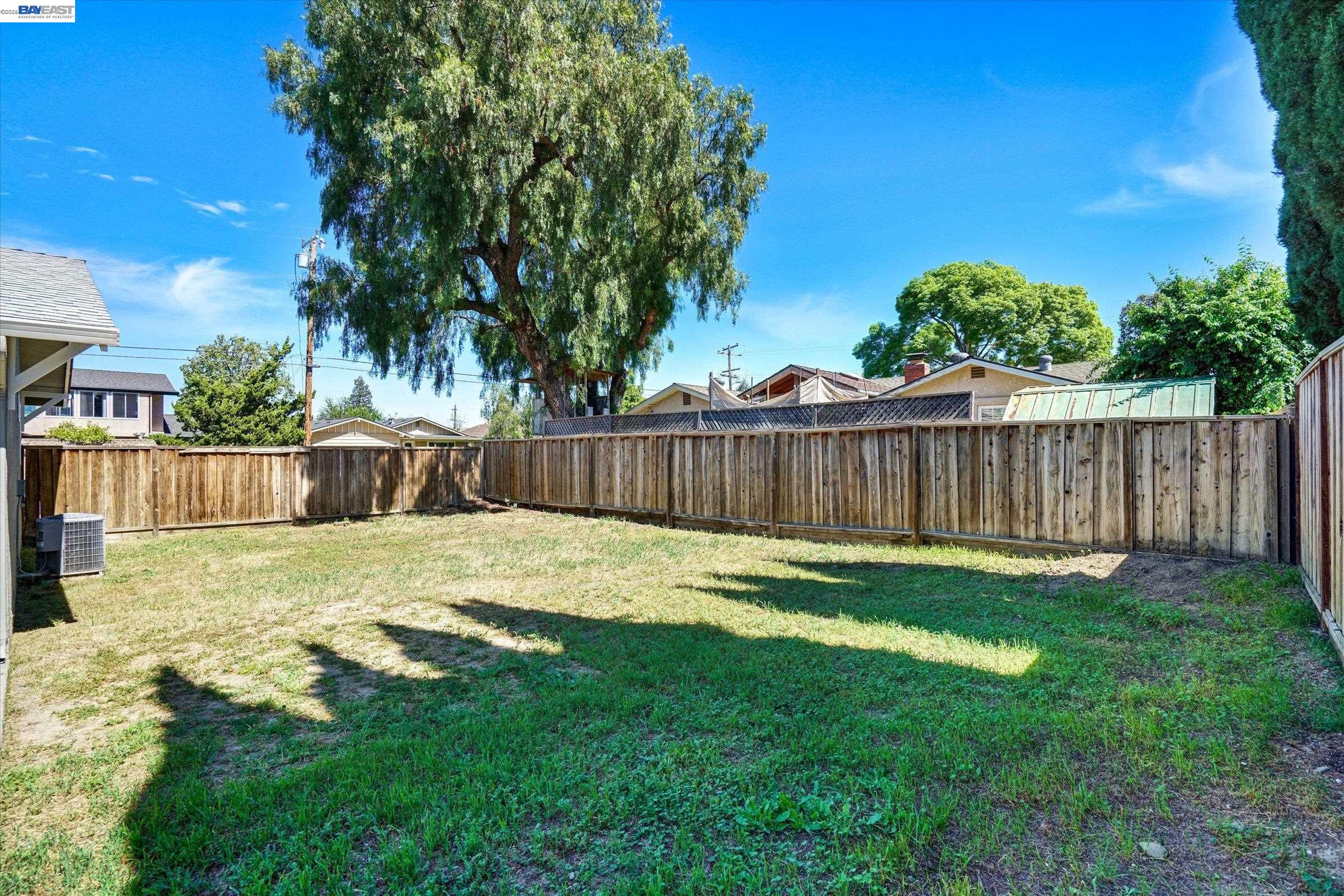 Detail Gallery Image 26 of 39 For 820 Arbor Ct, Livermore,  CA 94550 - 3 Beds | 2 Baths