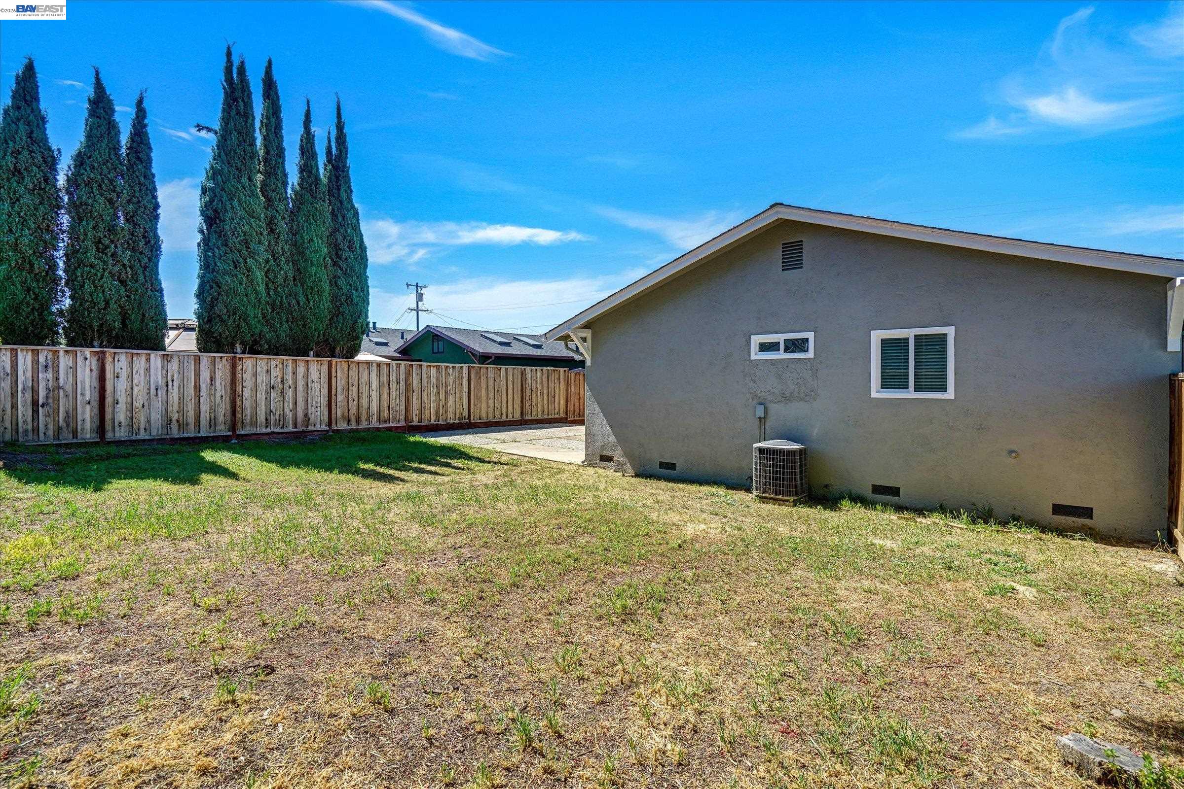 Detail Gallery Image 29 of 39 For 820 Arbor Ct, Livermore,  CA 94550 - 3 Beds | 2 Baths