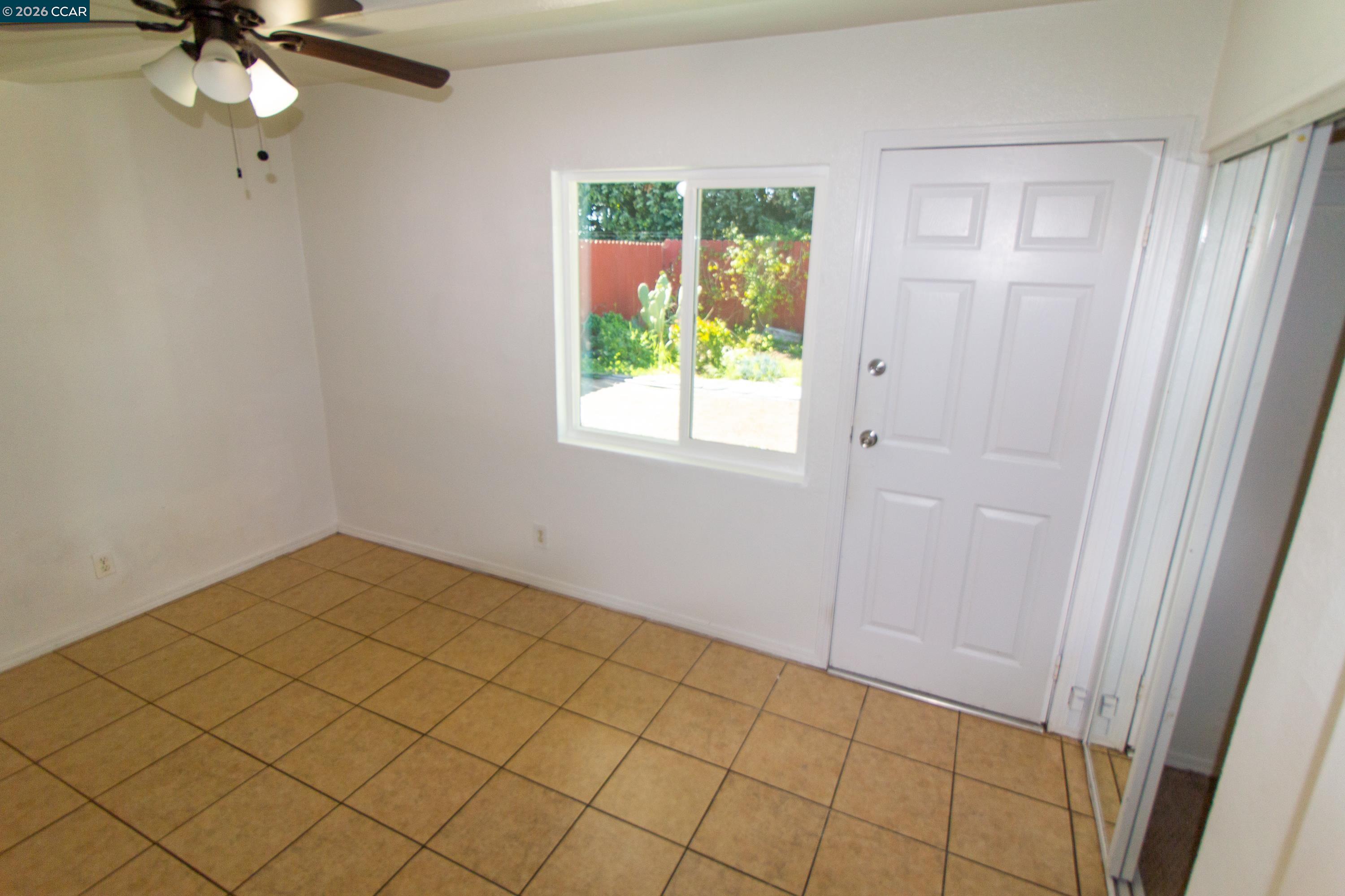 Detail Gallery Image 17 of 28 For 2929 Alta Mira Dr, Richmond,  CA 94806 - 4 Beds | 2 Baths