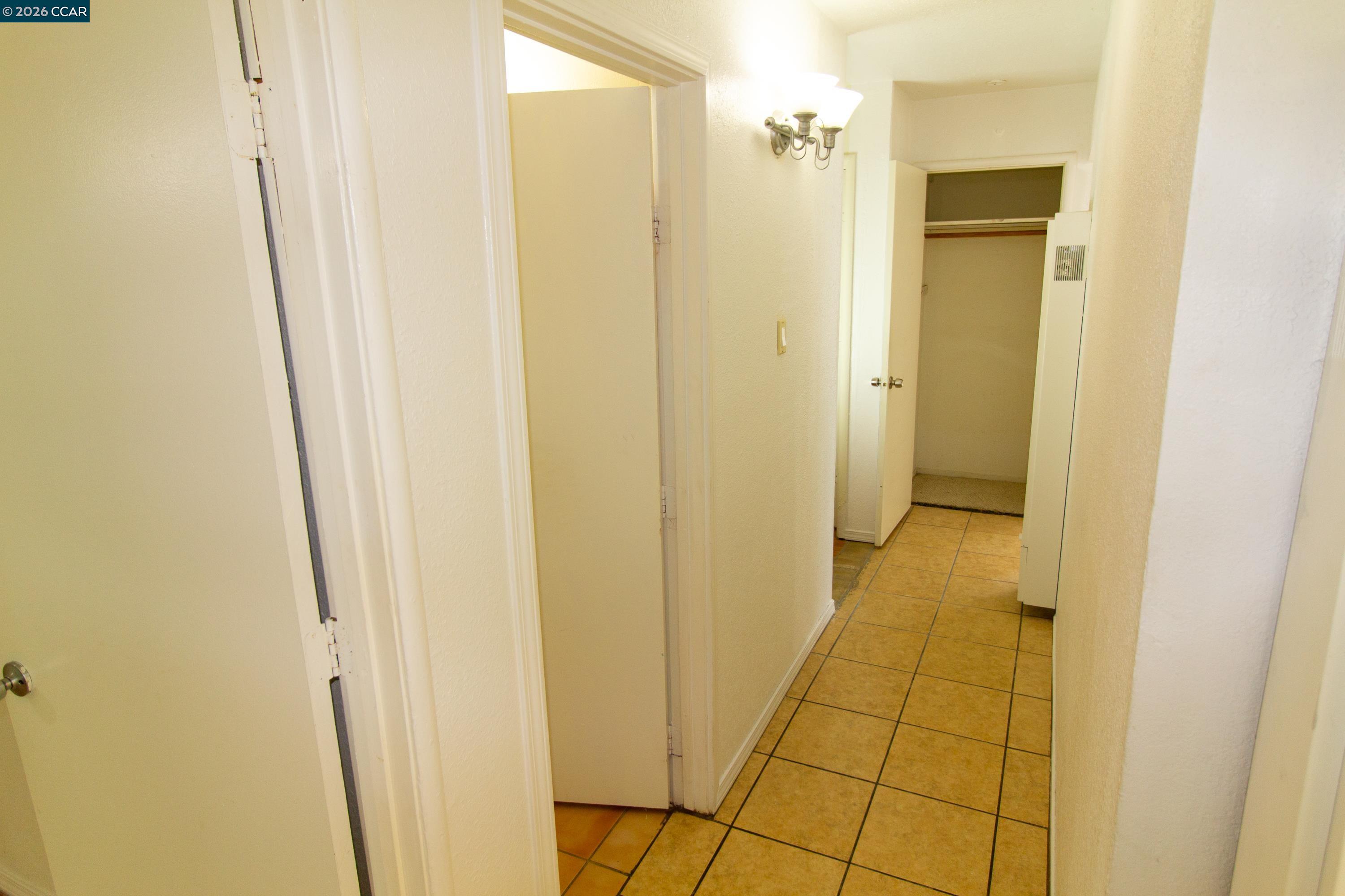 Detail Gallery Image 9 of 28 For 2929 Alta Mira Dr, Richmond,  CA 94806 - 4 Beds | 2 Baths