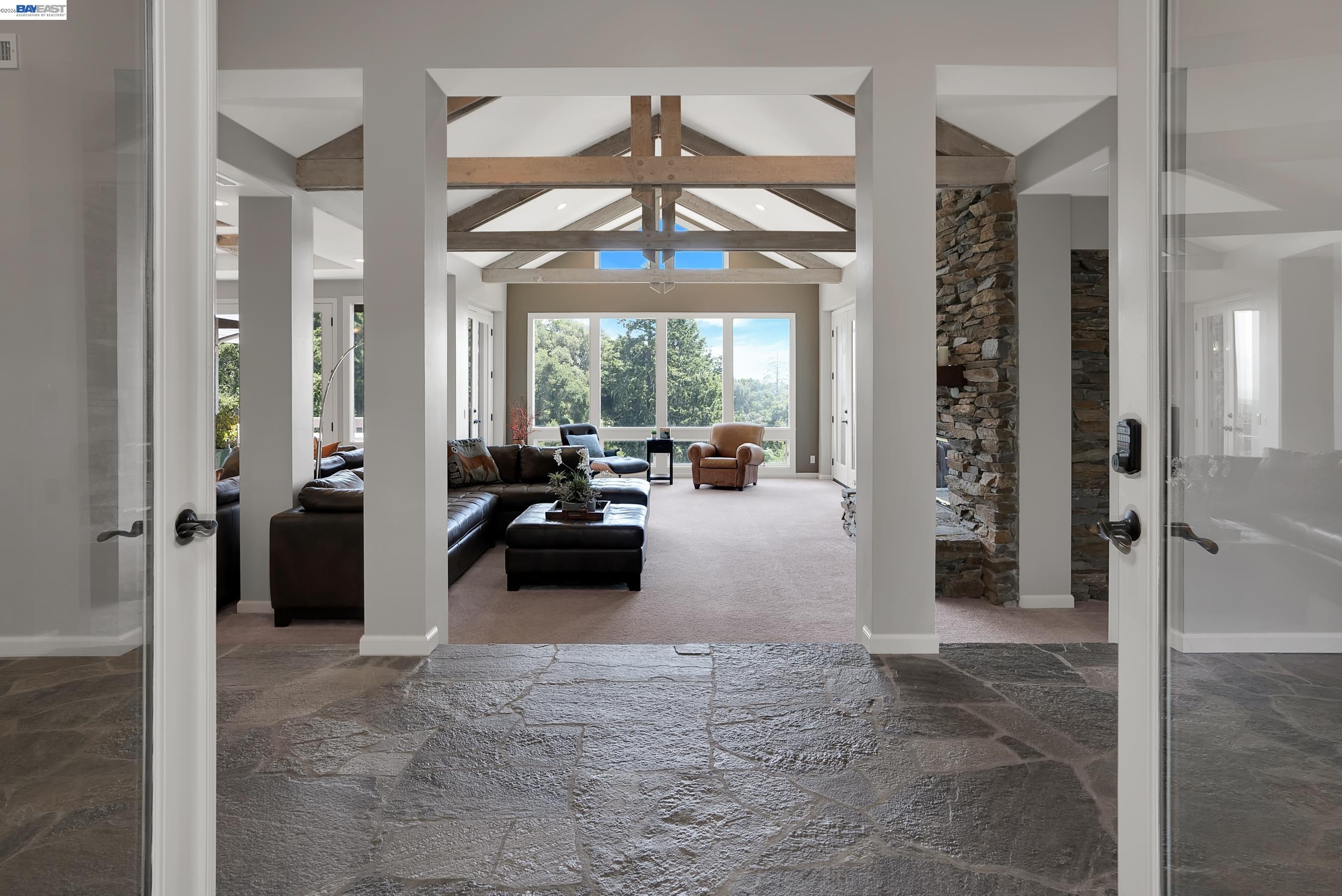 Detail Gallery Image 13 of 60 For 905 Moon Valley Ranch Rd, Watsonville,  CA 95076 - 5 Beds | 4/1 Baths