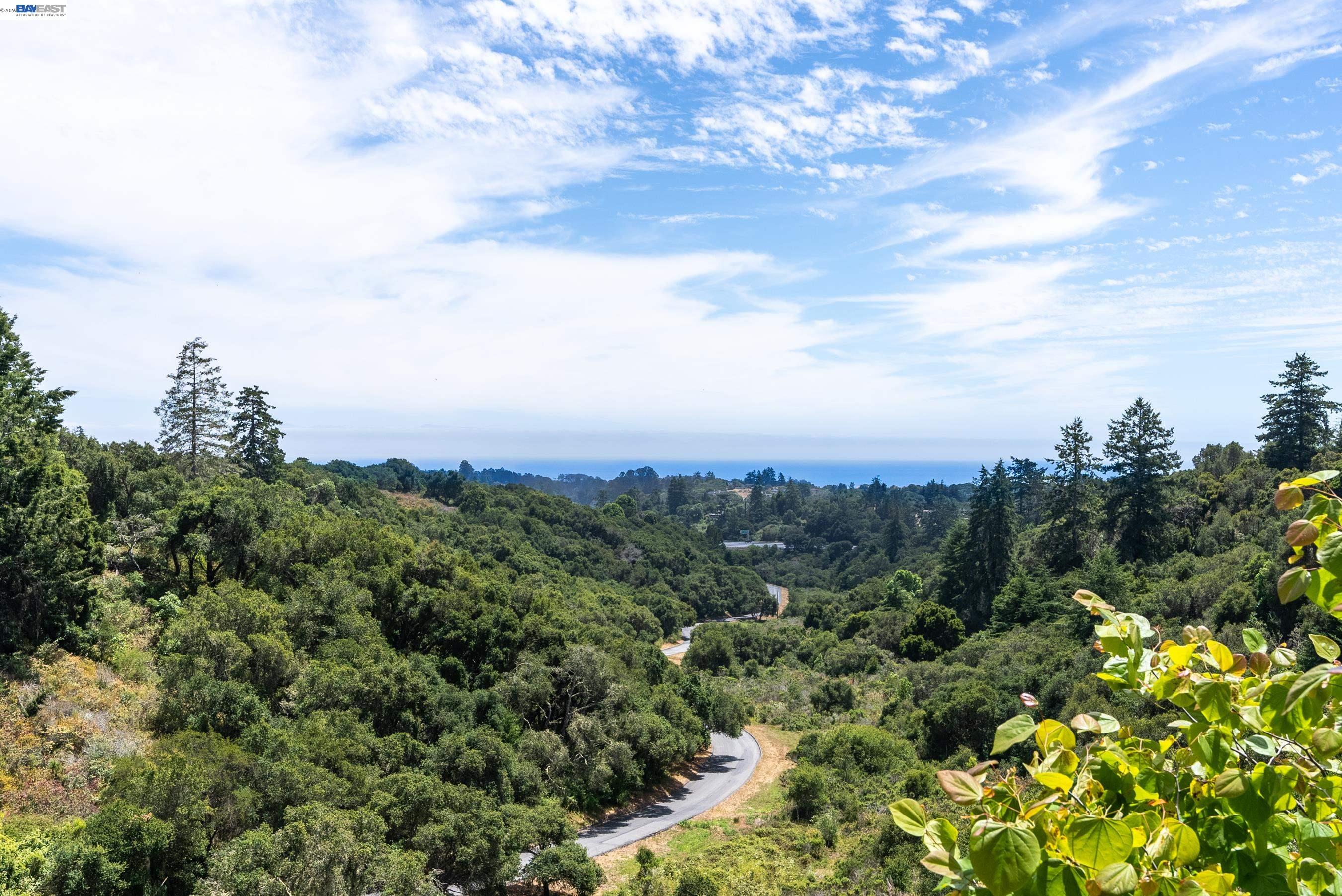 Detail Gallery Image 20 of 60 For 905 Moon Valley Ranch Rd, Watsonville,  CA 95076 - 5 Beds | 4/1 Baths