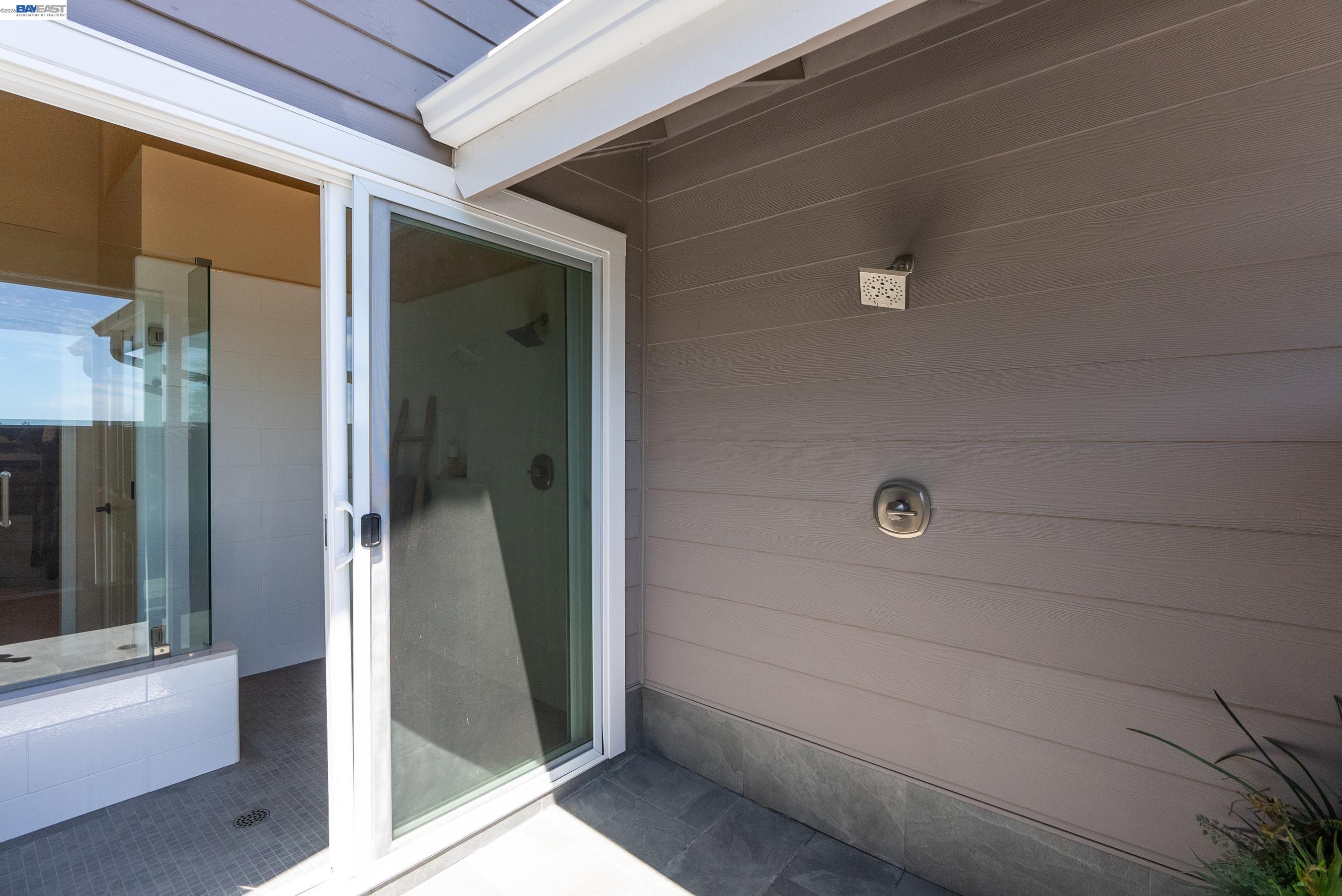 Detail Gallery Image 37 of 60 For 905 Moon Valley Ranch Rd, Watsonville,  CA 95076 - 5 Beds | 4/1 Baths