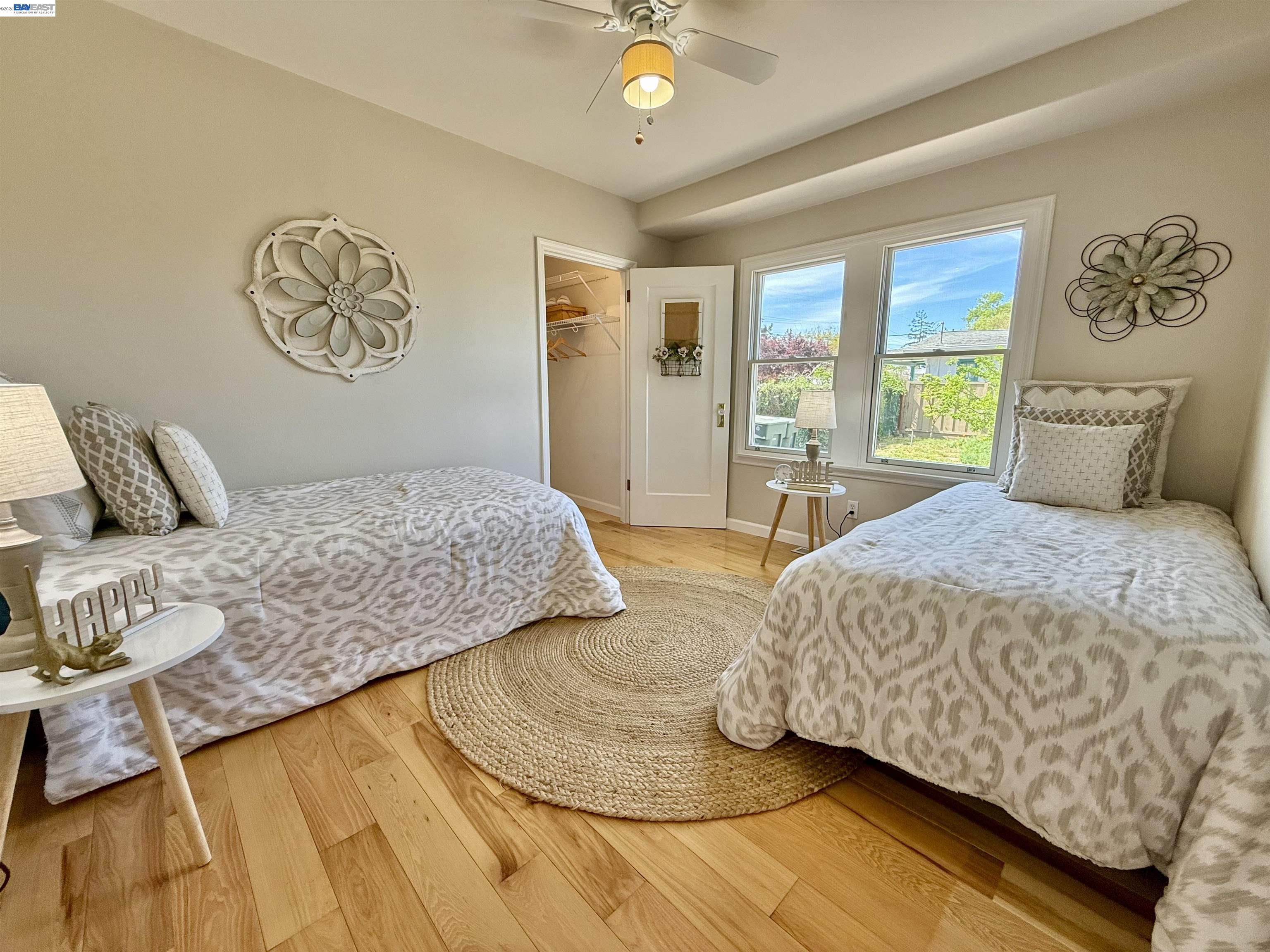 Detail Gallery Image 15 of 60 For 980 Victoria Ave, San Leandro,  CA 94577 - 4 Beds | 3 Baths