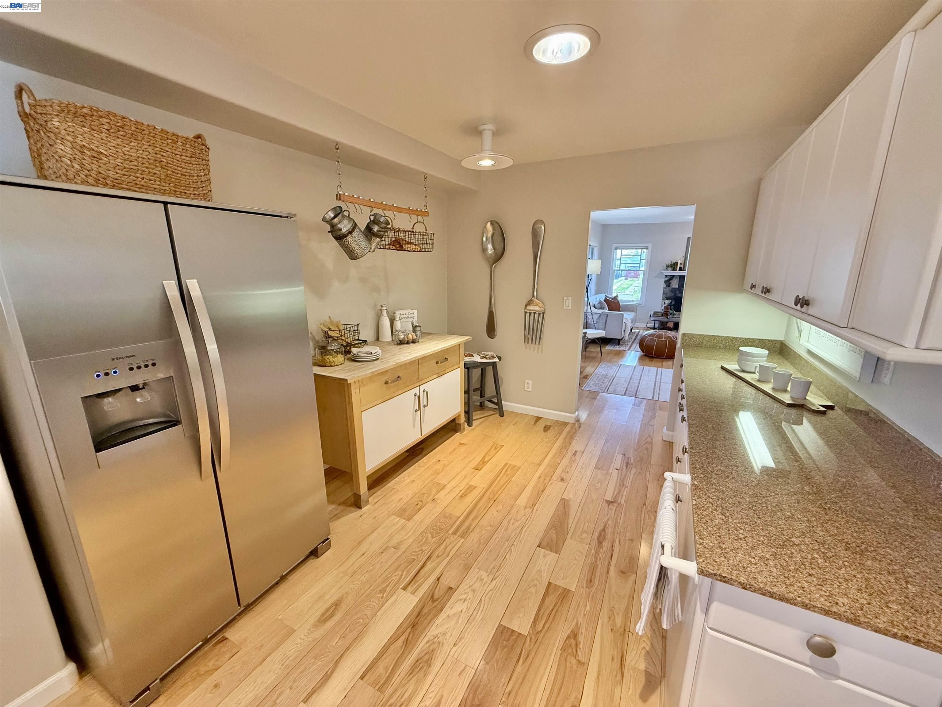 Detail Gallery Image 24 of 60 For 980 Victoria Ave, San Leandro,  CA 94577 - 4 Beds | 3 Baths