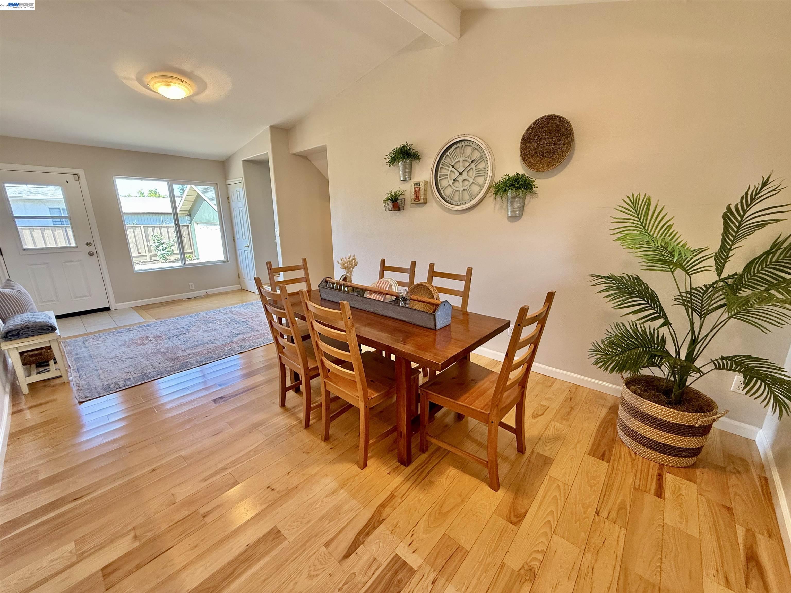 Detail Gallery Image 29 of 60 For 980 Victoria Ave, San Leandro,  CA 94577 - 4 Beds | 3 Baths