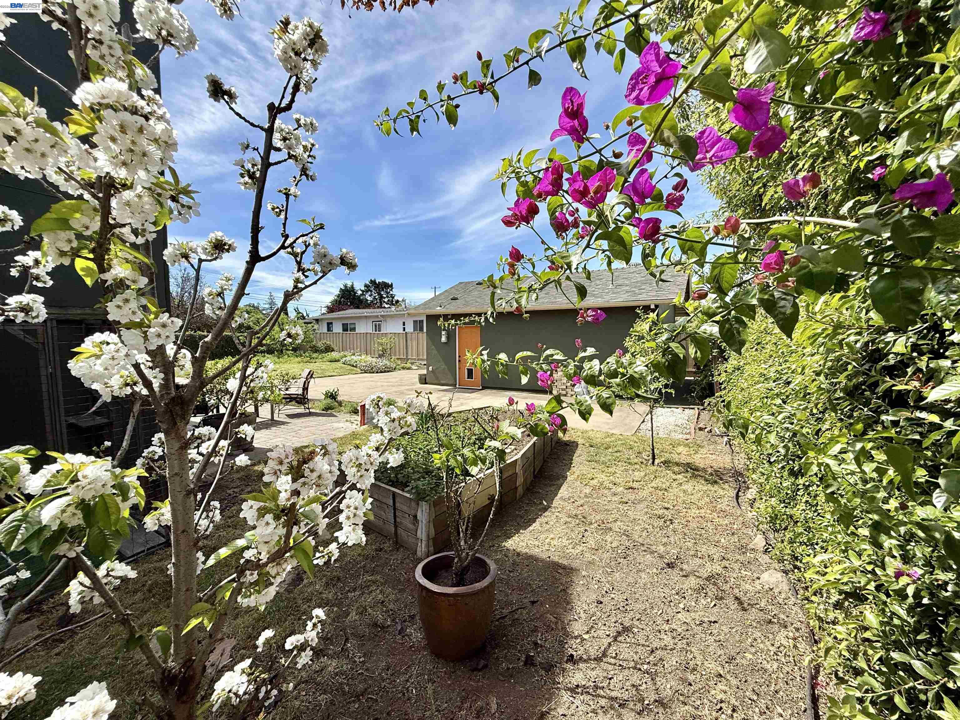 Detail Gallery Image 53 of 60 For 980 Victoria Ave, San Leandro,  CA 94577 - 4 Beds | 3 Baths