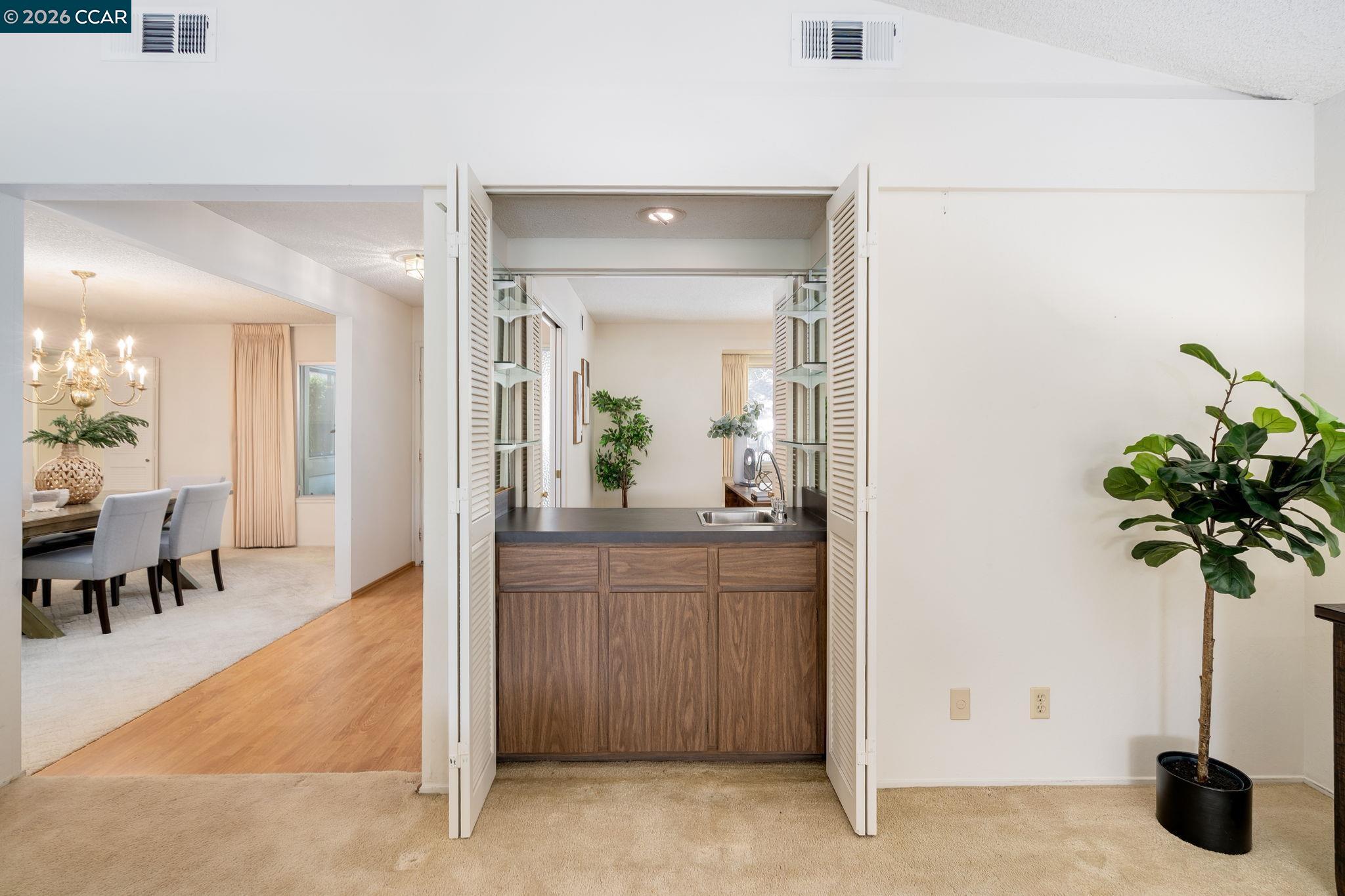 Photo #13: 41128603 Listing: Photo #13