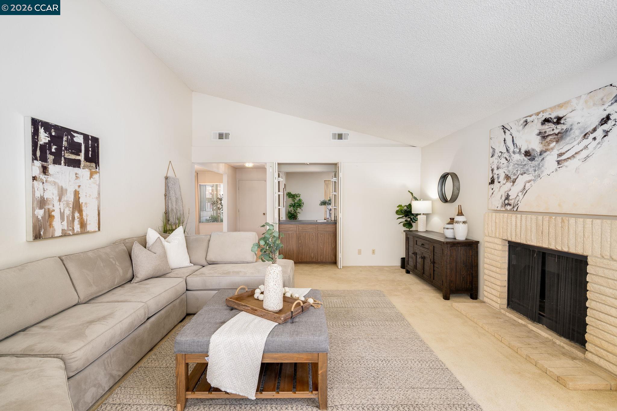 Photo #16: 41128603 Listing: Photo #16