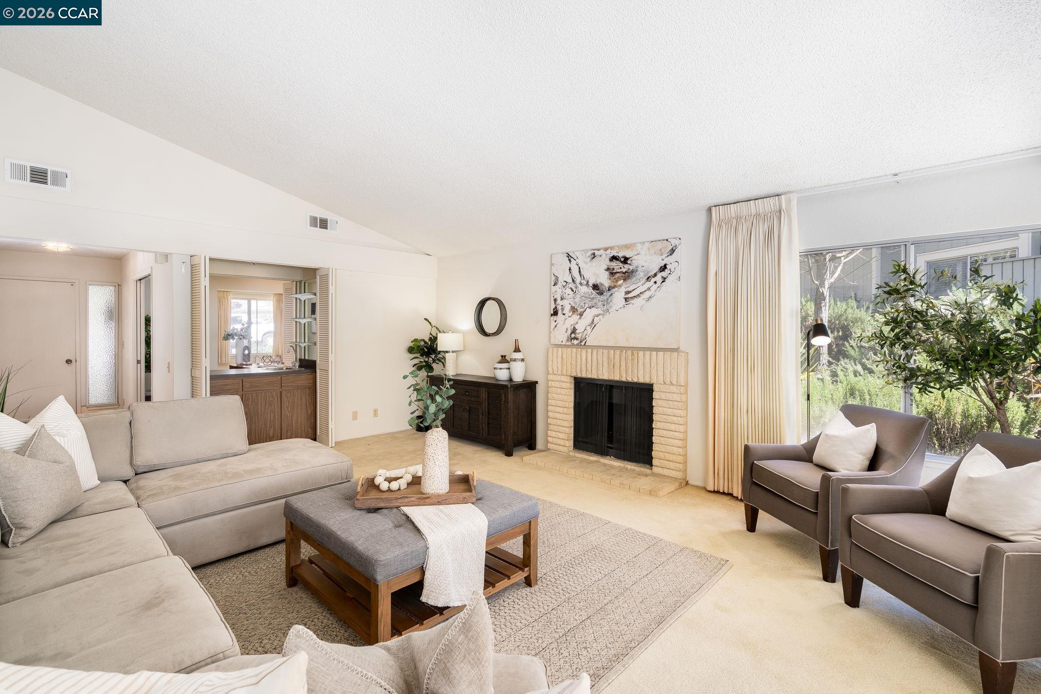 Photo #17: 41128603 Listing: Photo #17