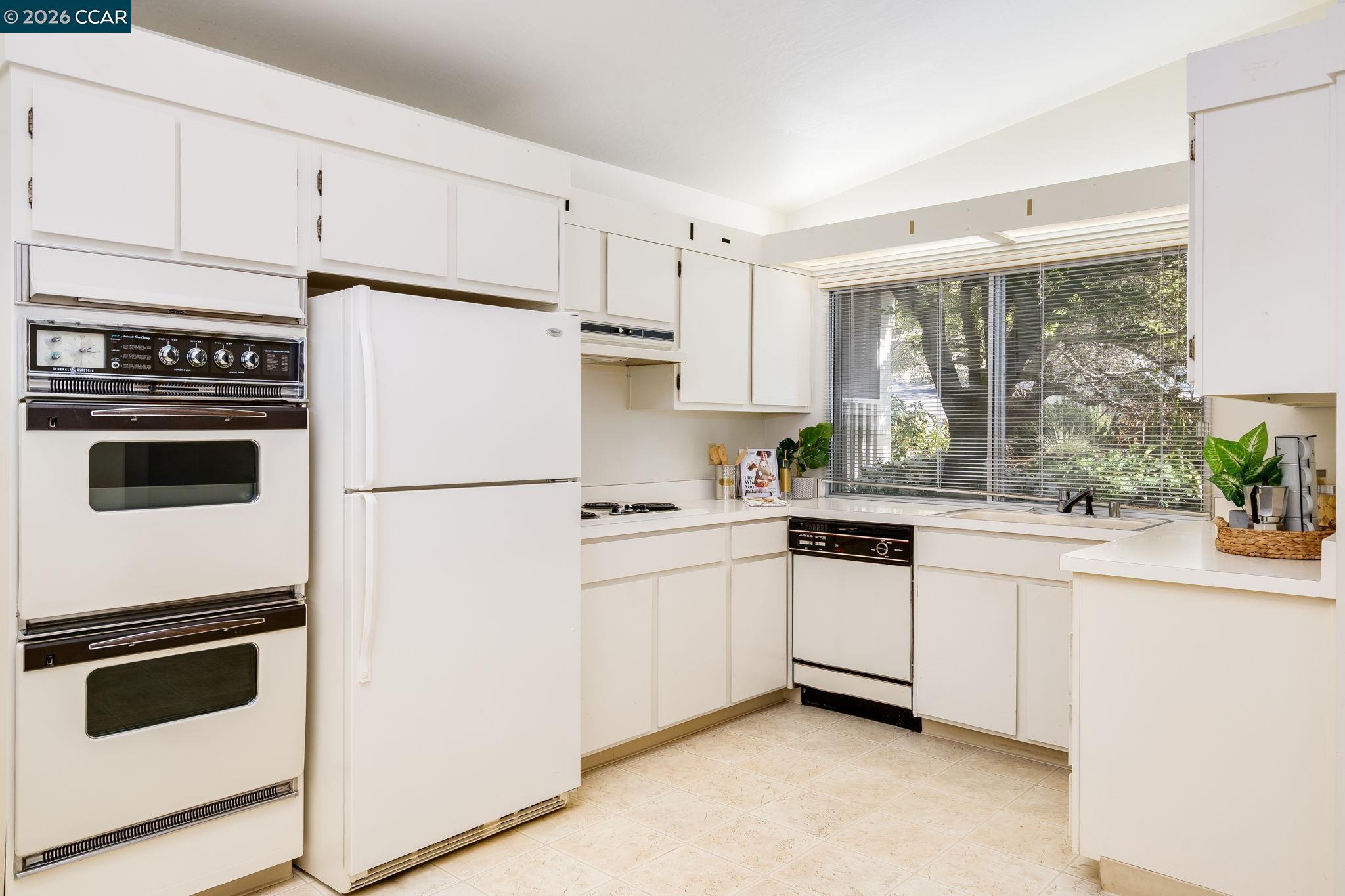 Photo #19: 41128603 Listing: Photo #19