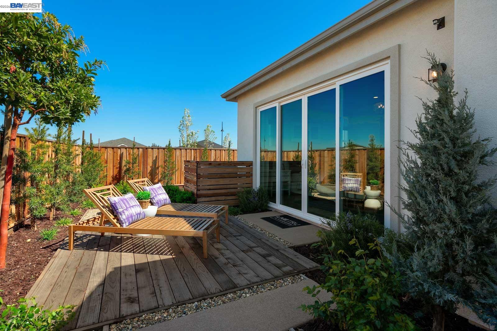 Detail Gallery Image 27 of 42 For 972 Conrad Street, Manteca,  CA 95336 - 2 Beds | 2/1 Baths