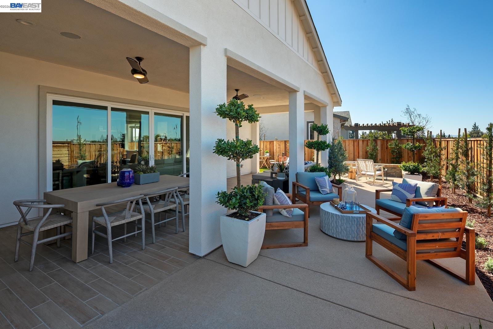 Detail Gallery Image 33 of 42 For 972 Conrad Street, Manteca,  CA 95336 - 2 Beds | 2/1 Baths