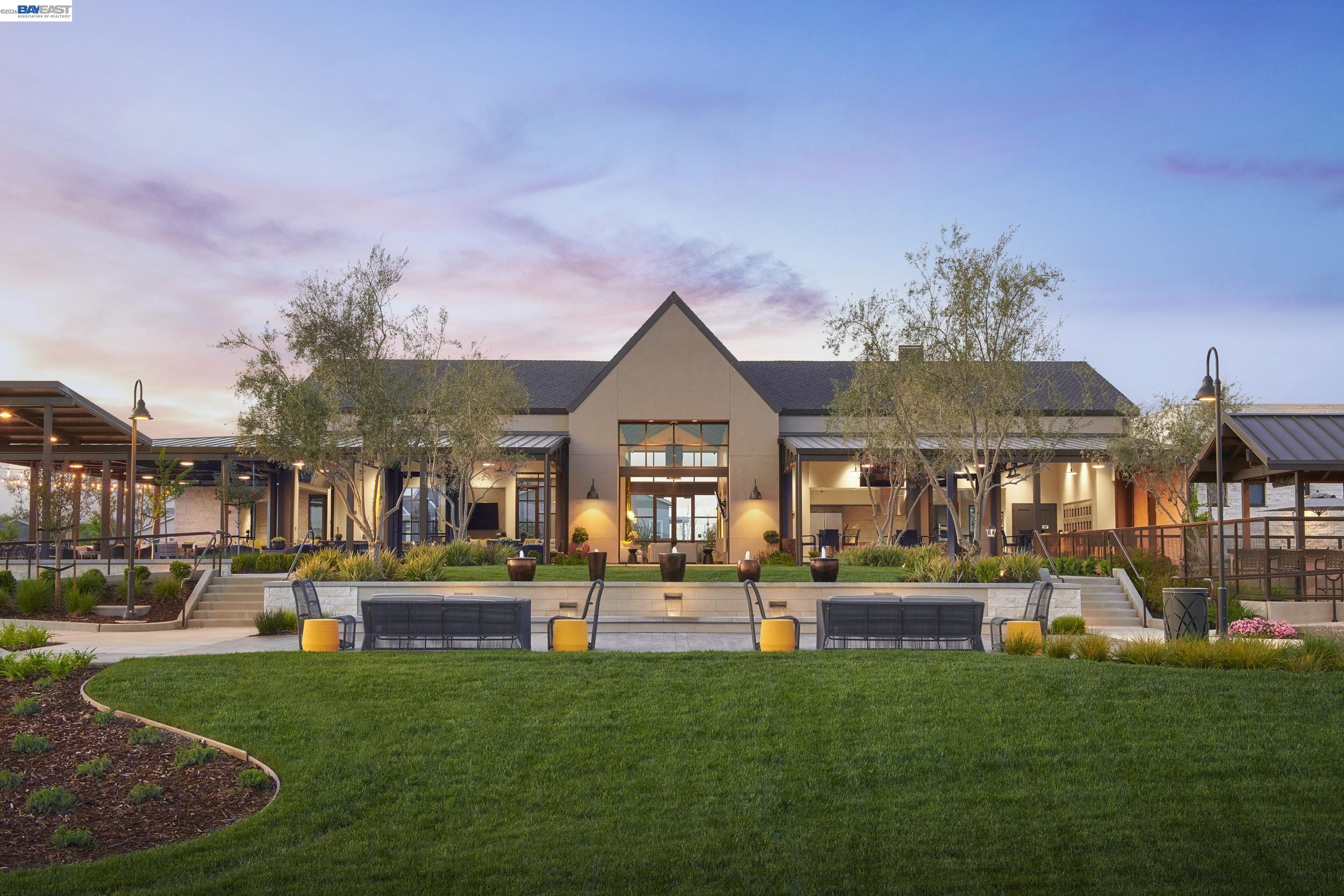 Detail Gallery Image 36 of 42 For 972 Conrad Street, Manteca,  CA 95336 - 2 Beds | 2/1 Baths