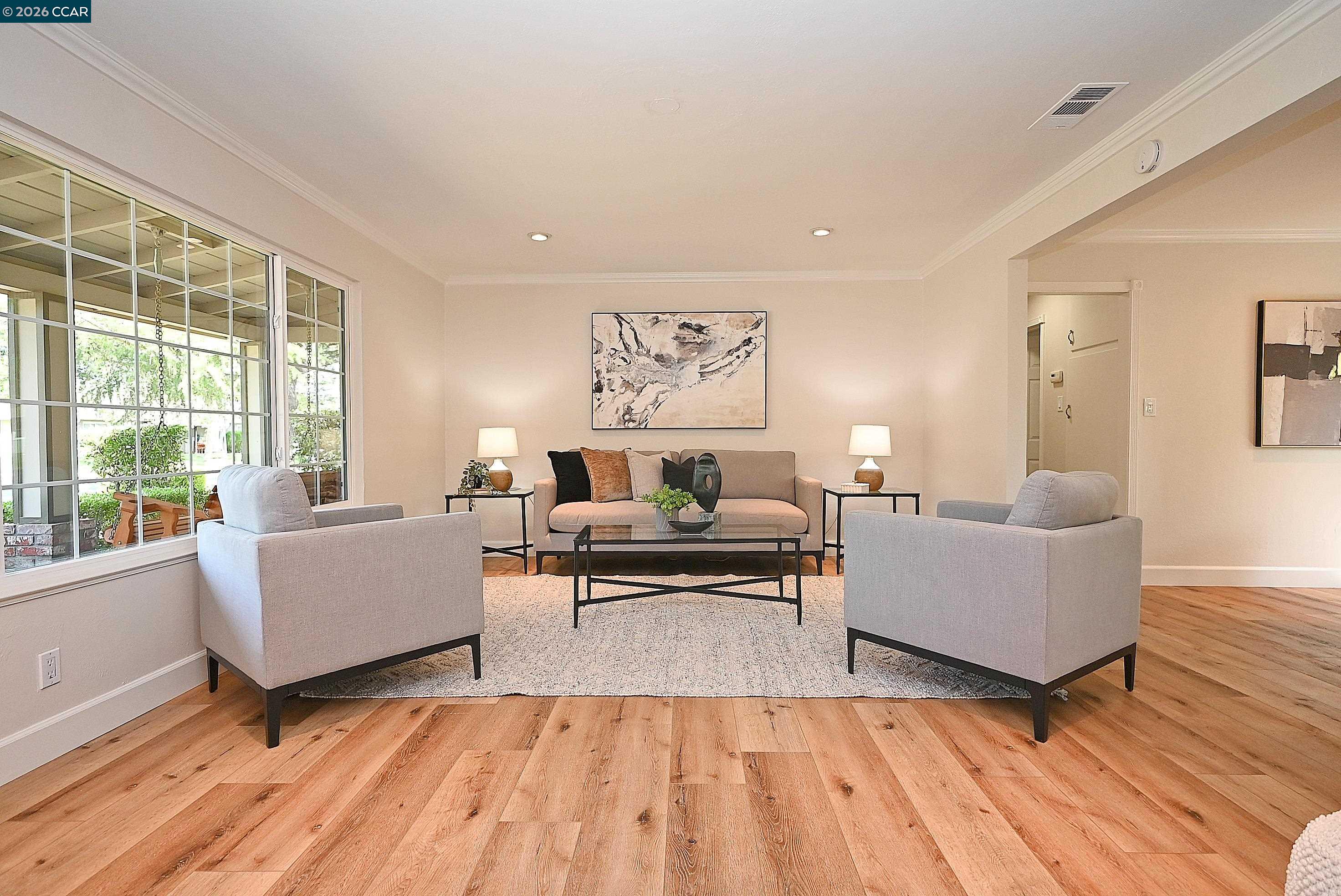 Detail Gallery Image 2 of 38 For 385 Maureen Ln, Pleasant Hill,  CA 94523 - 3 Beds | 2 Baths