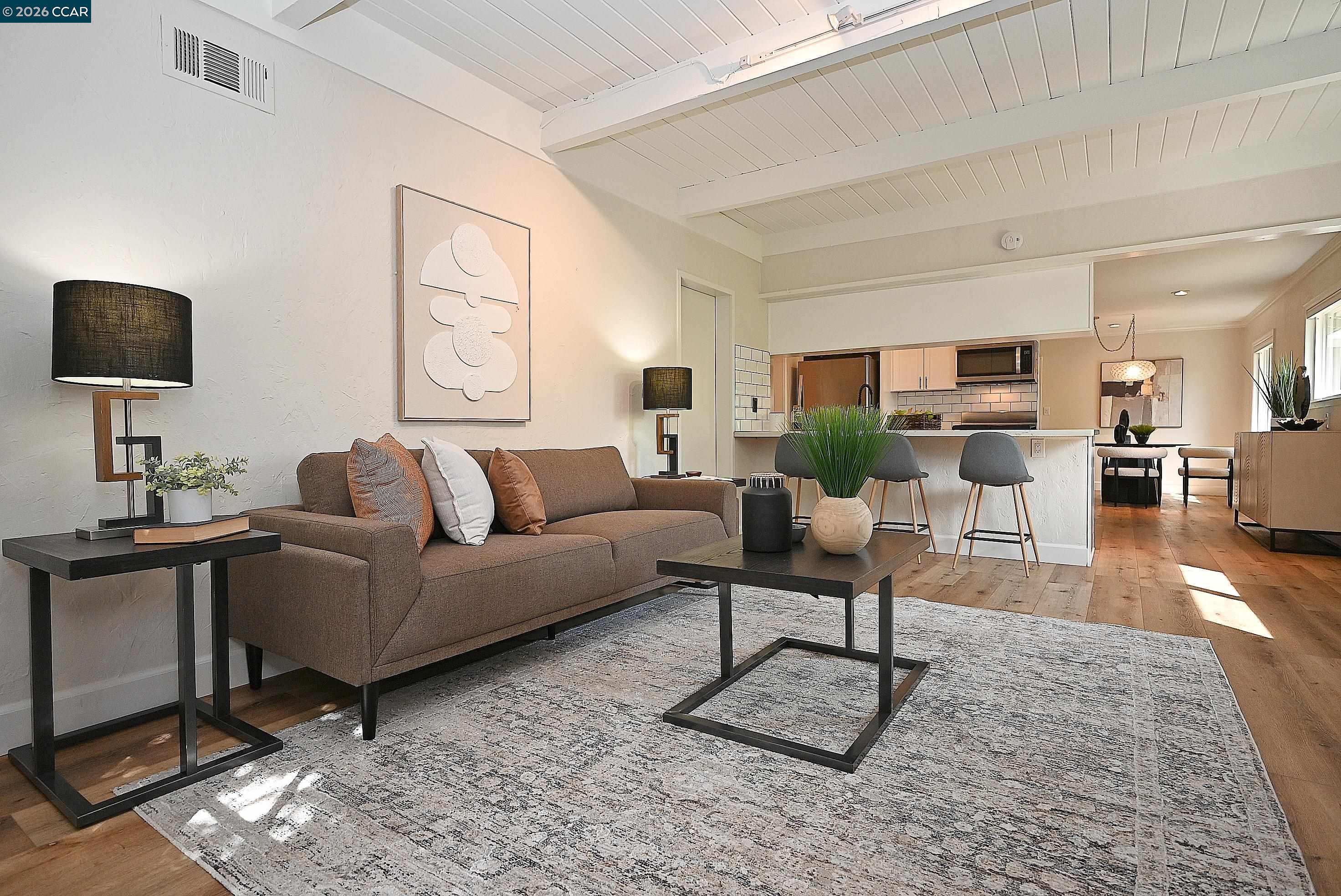 Detail Gallery Image 12 of 38 For 385 Maureen Ln, Pleasant Hill,  CA 94523 - 3 Beds | 2 Baths