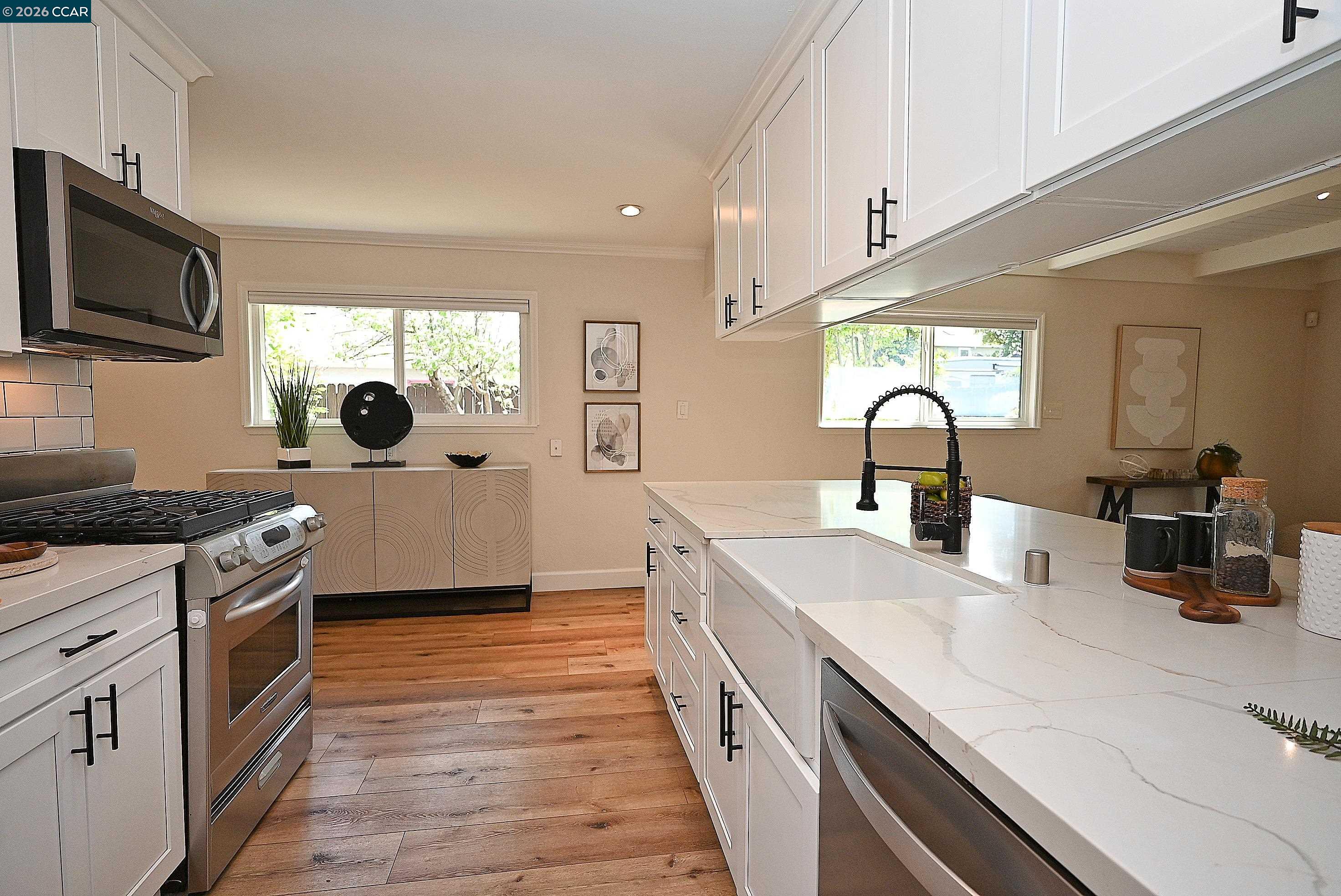 Detail Gallery Image 15 of 38 For 385 Maureen Ln, Pleasant Hill,  CA 94523 - 3 Beds | 2 Baths