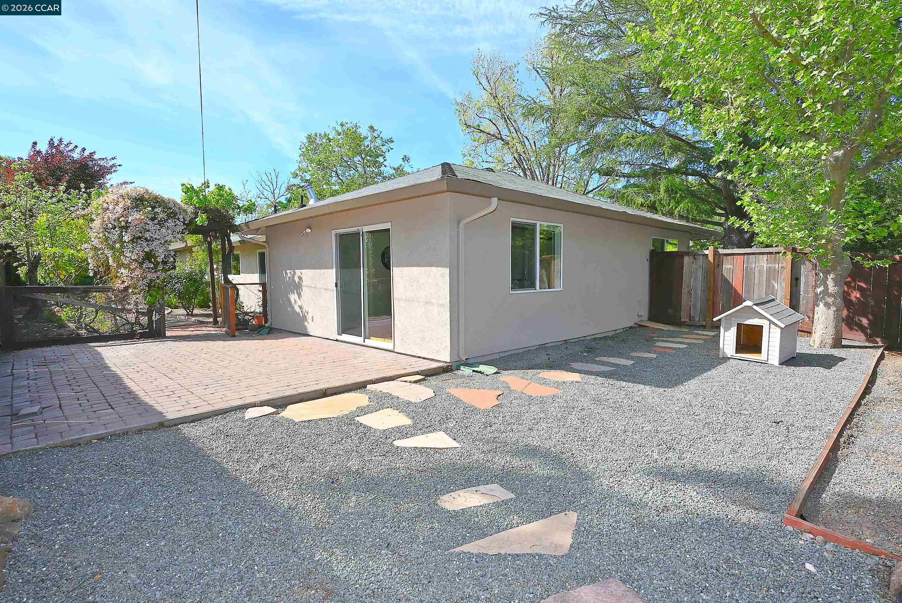 Detail Gallery Image 35 of 38 For 385 Maureen Ln, Pleasant Hill,  CA 94523 - 3 Beds | 2 Baths