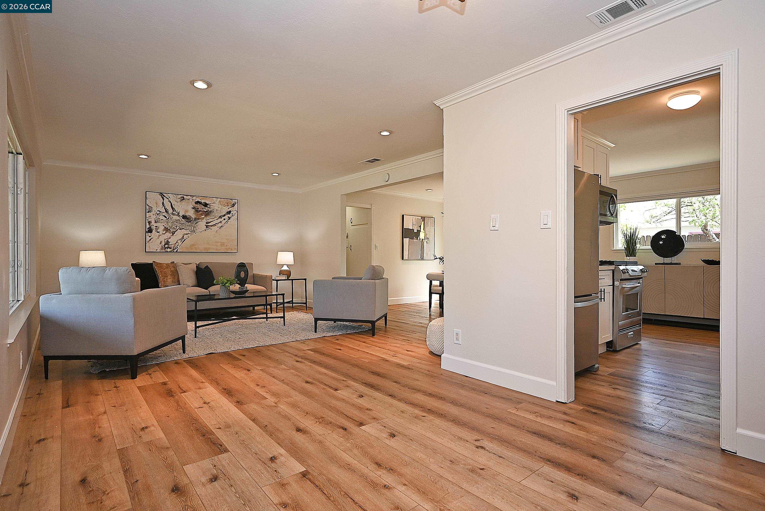 Detail Gallery Image 5 of 38 For 385 Maureen Ln, Pleasant Hill,  CA 94523 - 3 Beds | 2 Baths