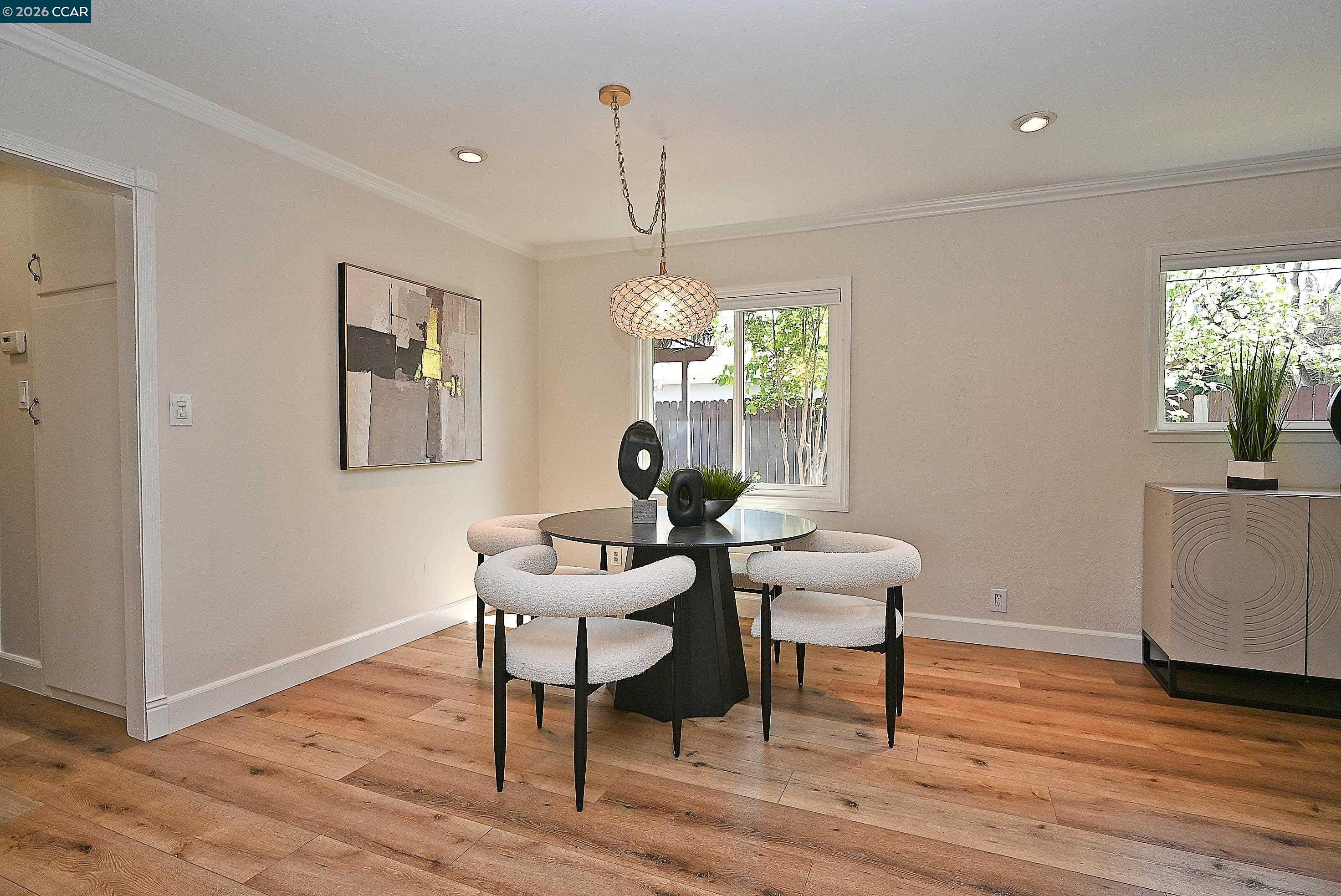 Detail Gallery Image 7 of 38 For 385 Maureen Ln, Pleasant Hill,  CA 94523 - 3 Beds | 2 Baths