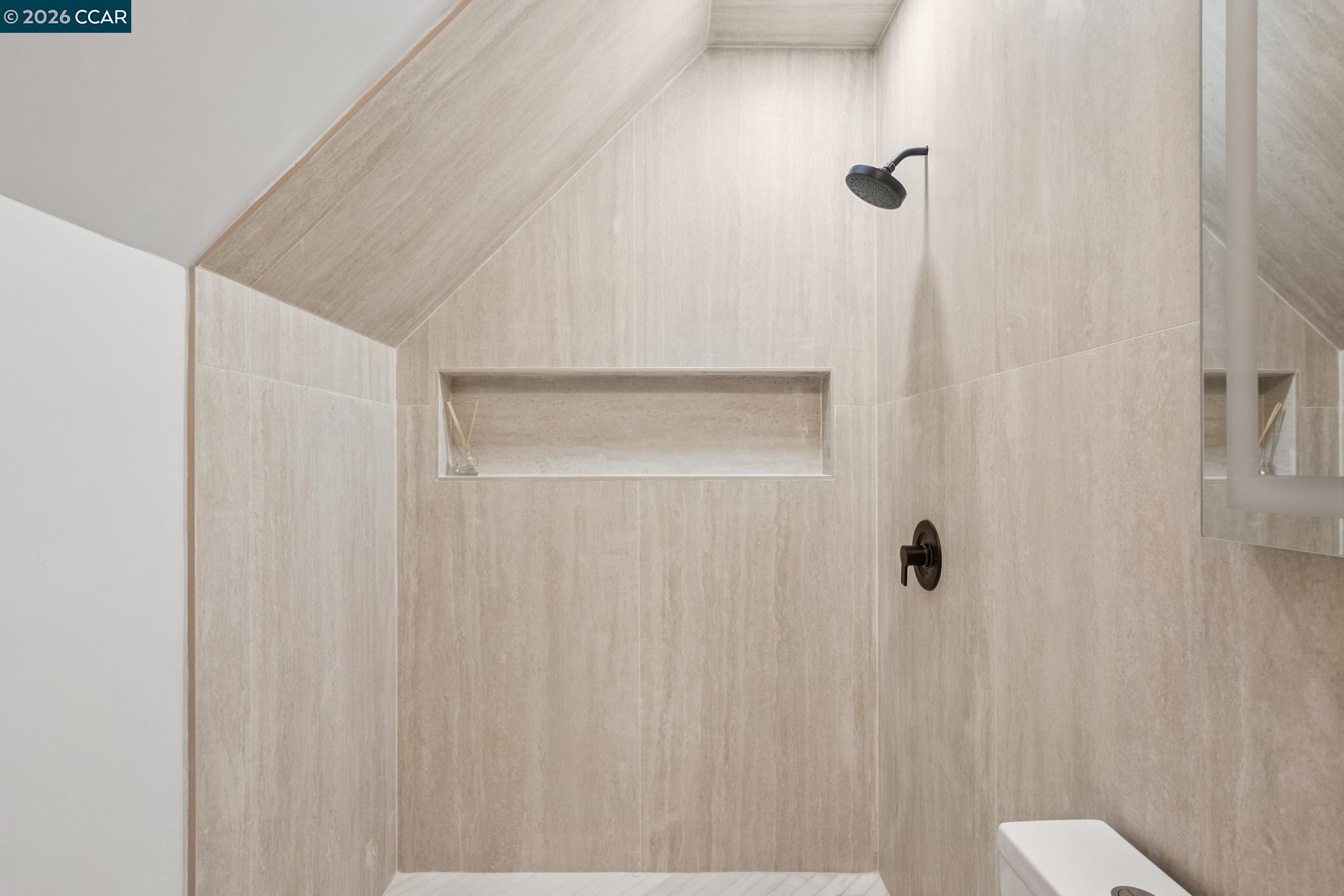 Detail Gallery Image 27 of 40 For 607 6th Ave, San Francisco,  CA 94118 - 3 Beds | 3 Baths