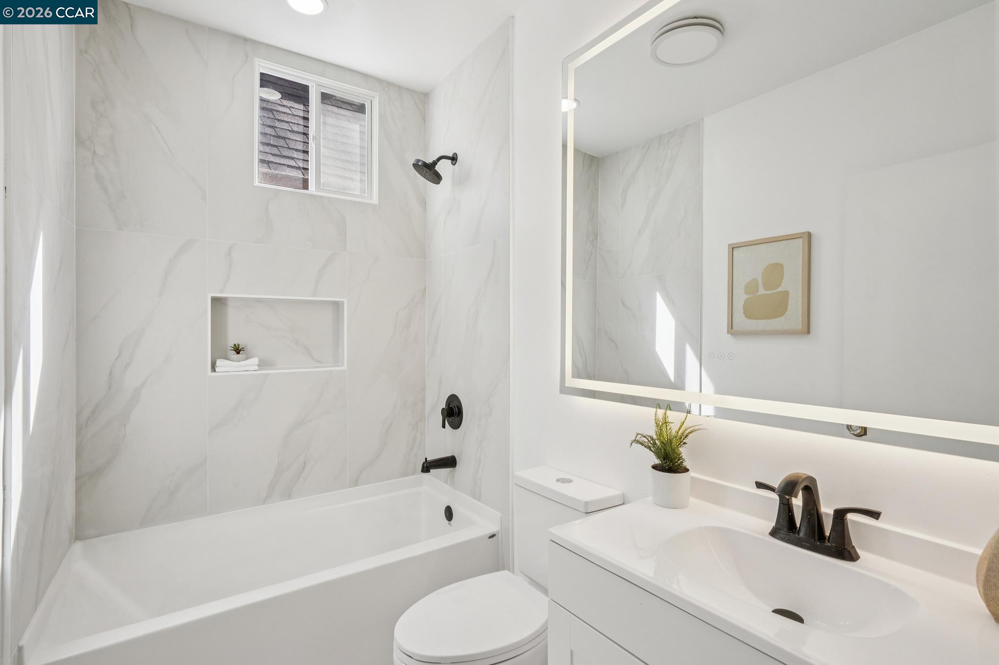 Detail Gallery Image 33 of 40 For 607 6th Ave, San Francisco,  CA 94118 - 3 Beds | 3 Baths